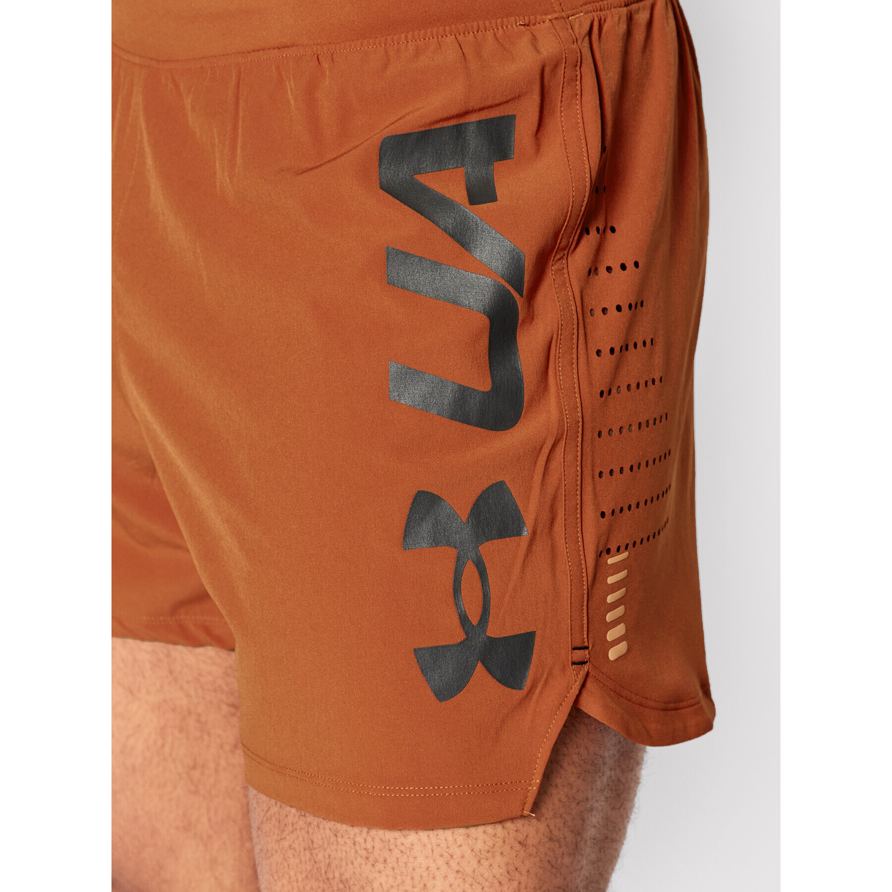 Under Armour Спортни шорти Speedpocket 5 1361486 Оранжев Loose Fit - Pepit.bg