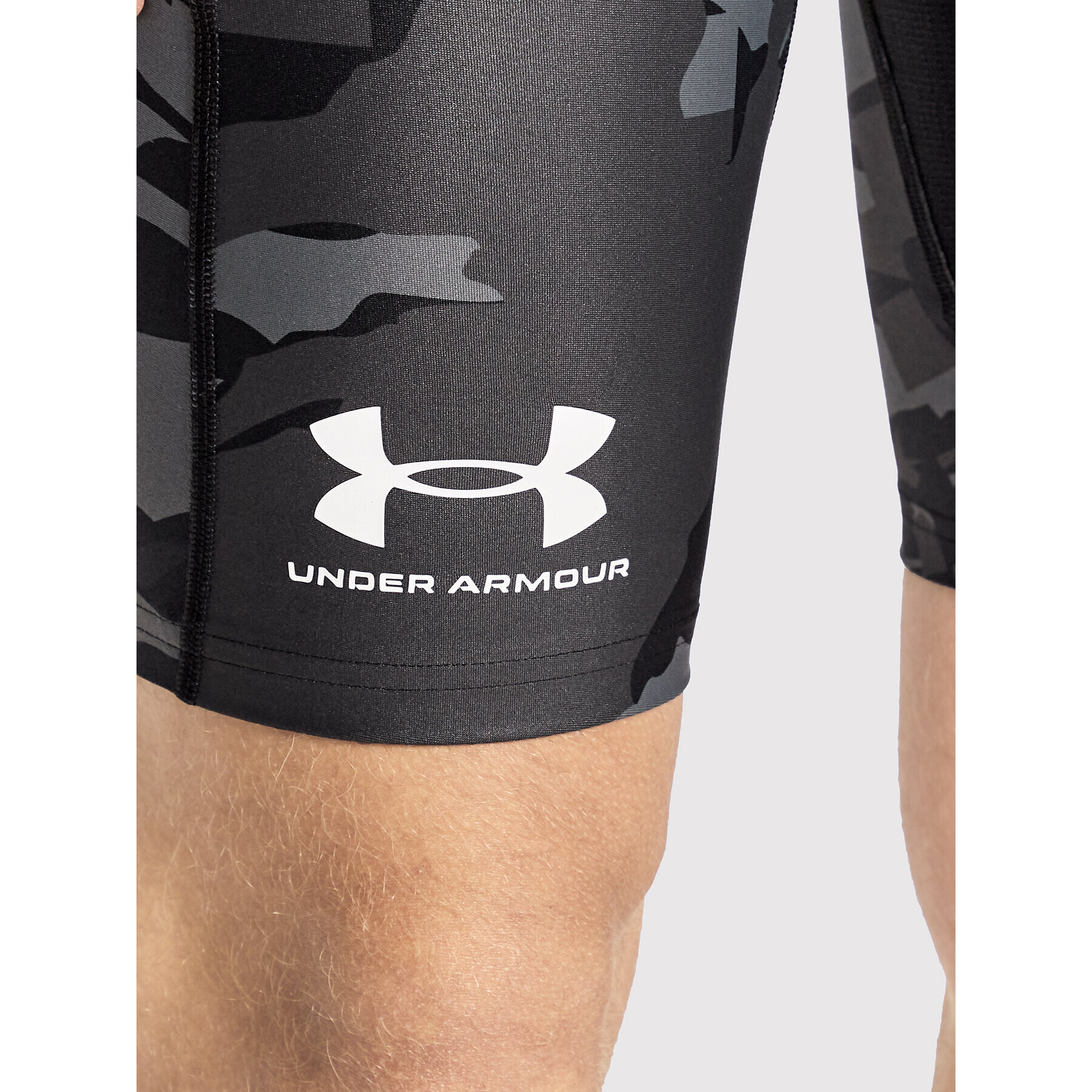 Under Armour Спортни шорти Ua Iso-Chill Compression Print 1361594 Черен Slim Fit - Pepit.bg