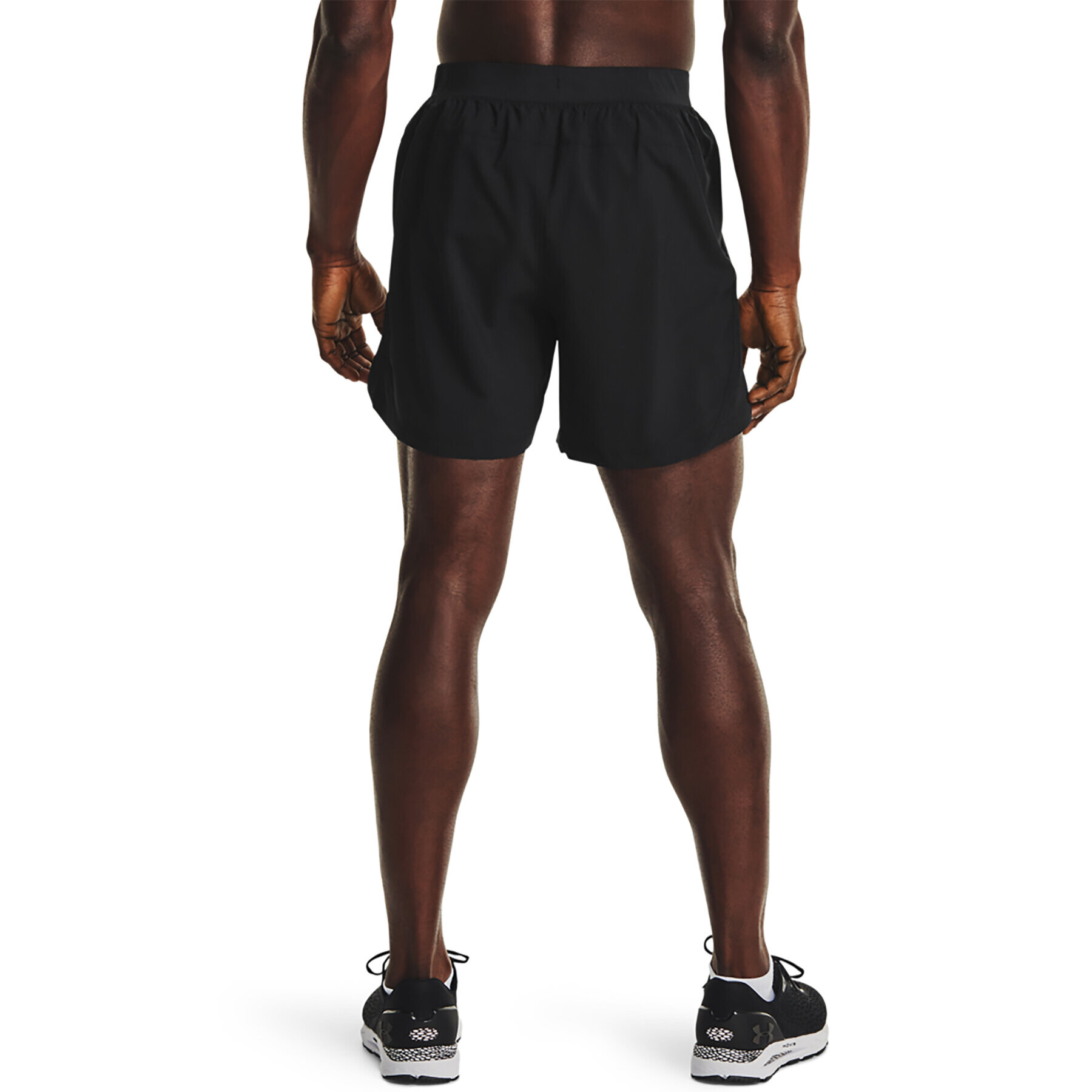 Under Armour Спортни шорти UA LAUNCH 5'' SHORT 1361492 Черен Regular Fit - Pepit.bg