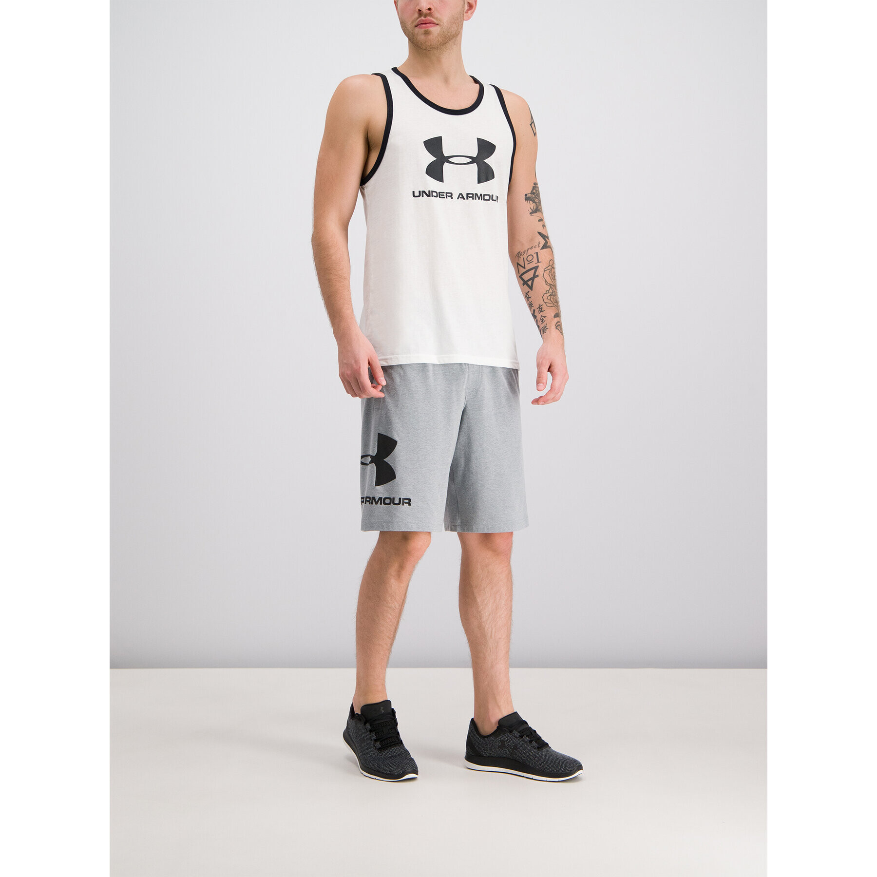 Under Armour Спортни шорти UA Sportstyle Cotton Graphic 1329300 Сив Regular Fit - Pepit.bg