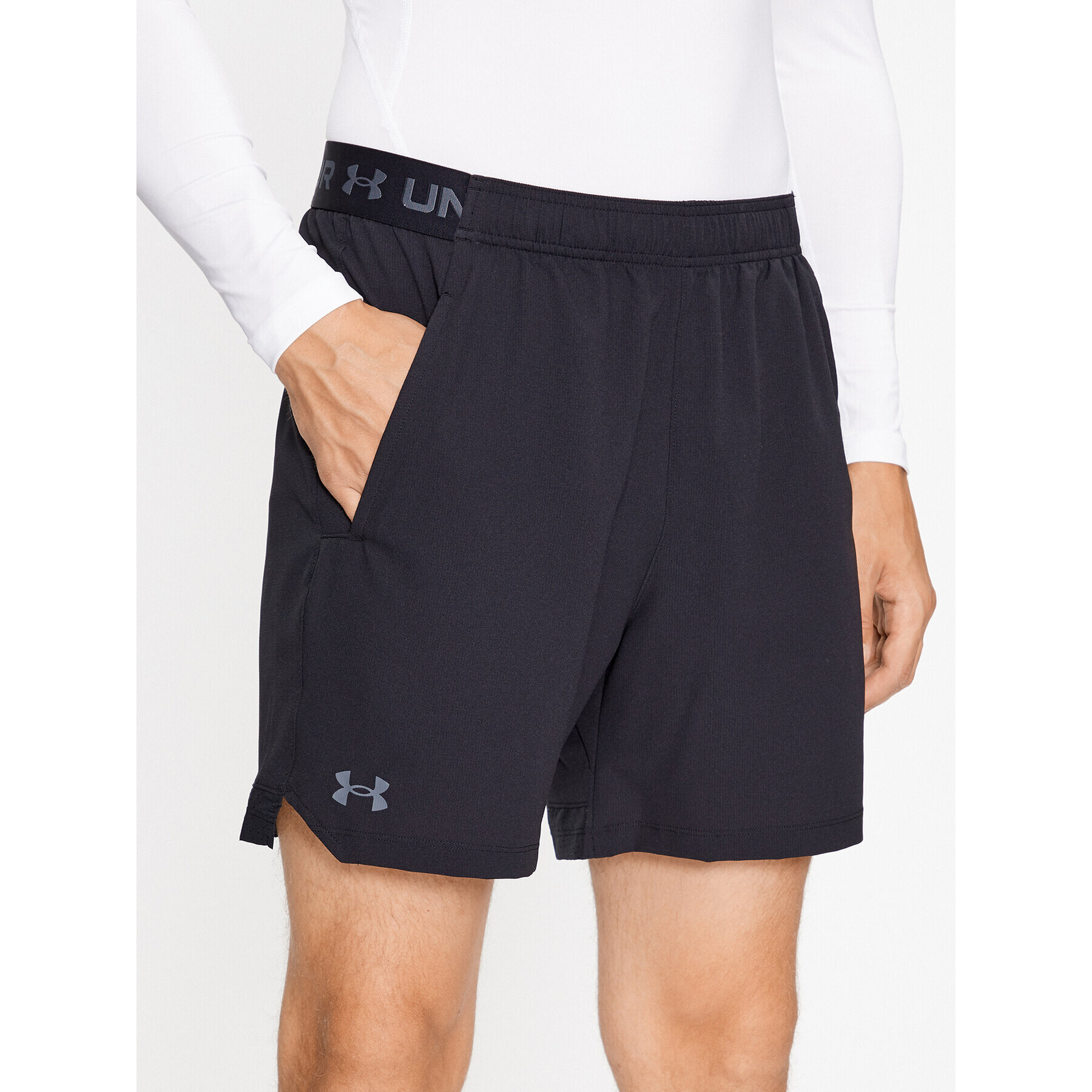 Under Armour Спортни шорти Ua Vanish Woven 6In Shorts 1373718 Черен Fitted Fit - Pepit.bg