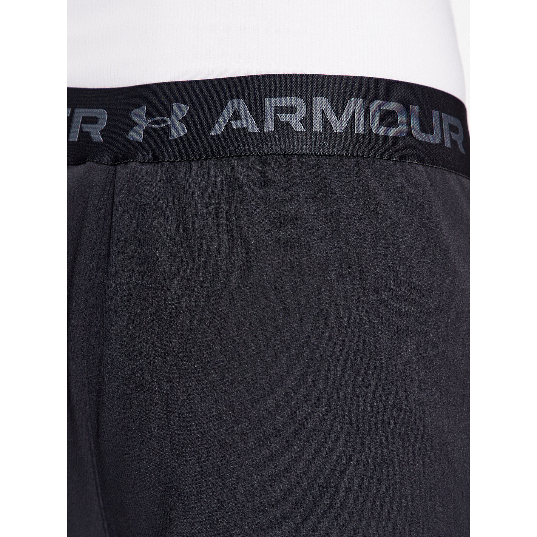 Under Armour Спортни шорти Ua Vanish Woven 6In Shorts 1373718 Черен Fitted Fit - Pepit.bg