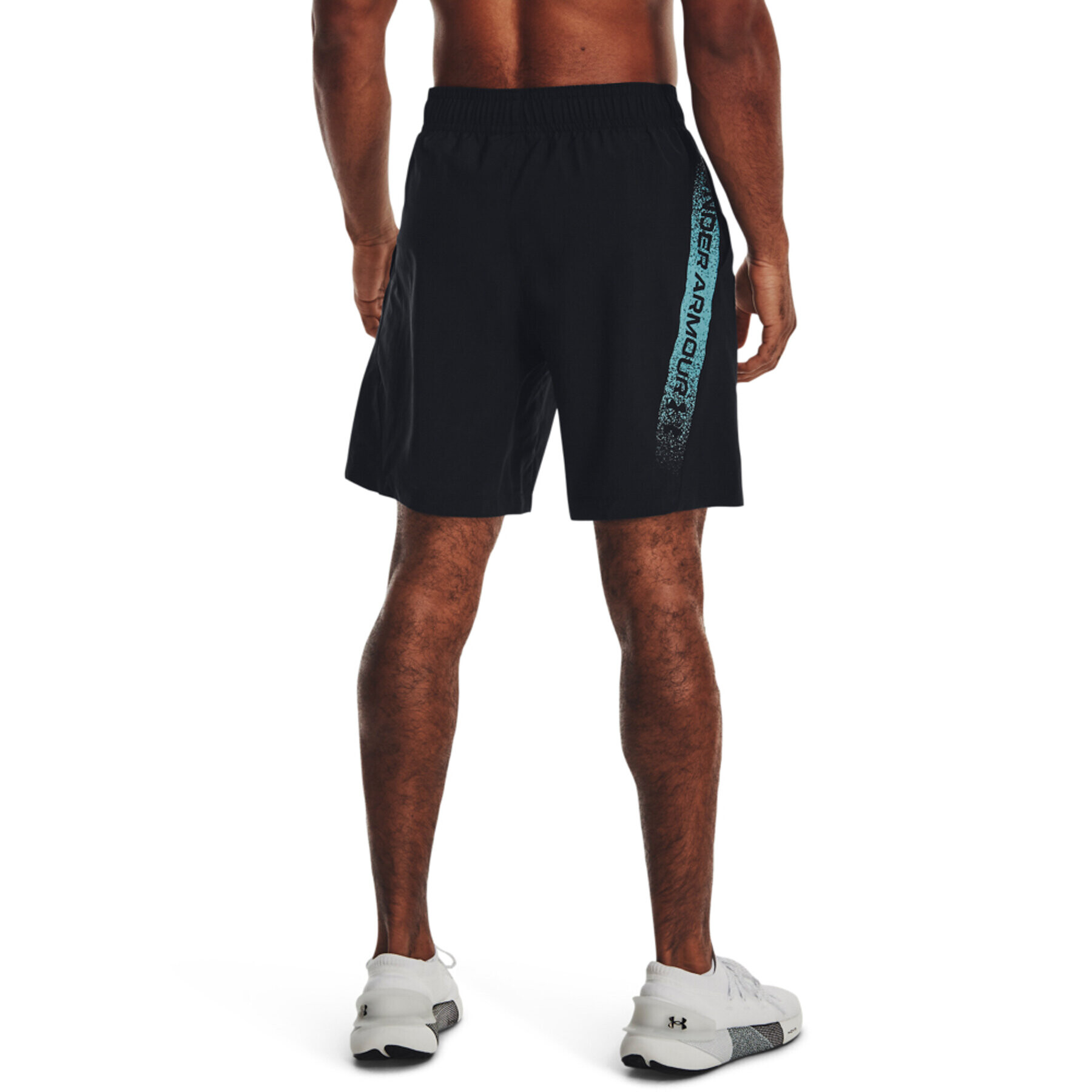 Under Armour Спортни шорти UA Woven Graphic Shorts 1370388 Черен Regular Fit - Pepit.bg