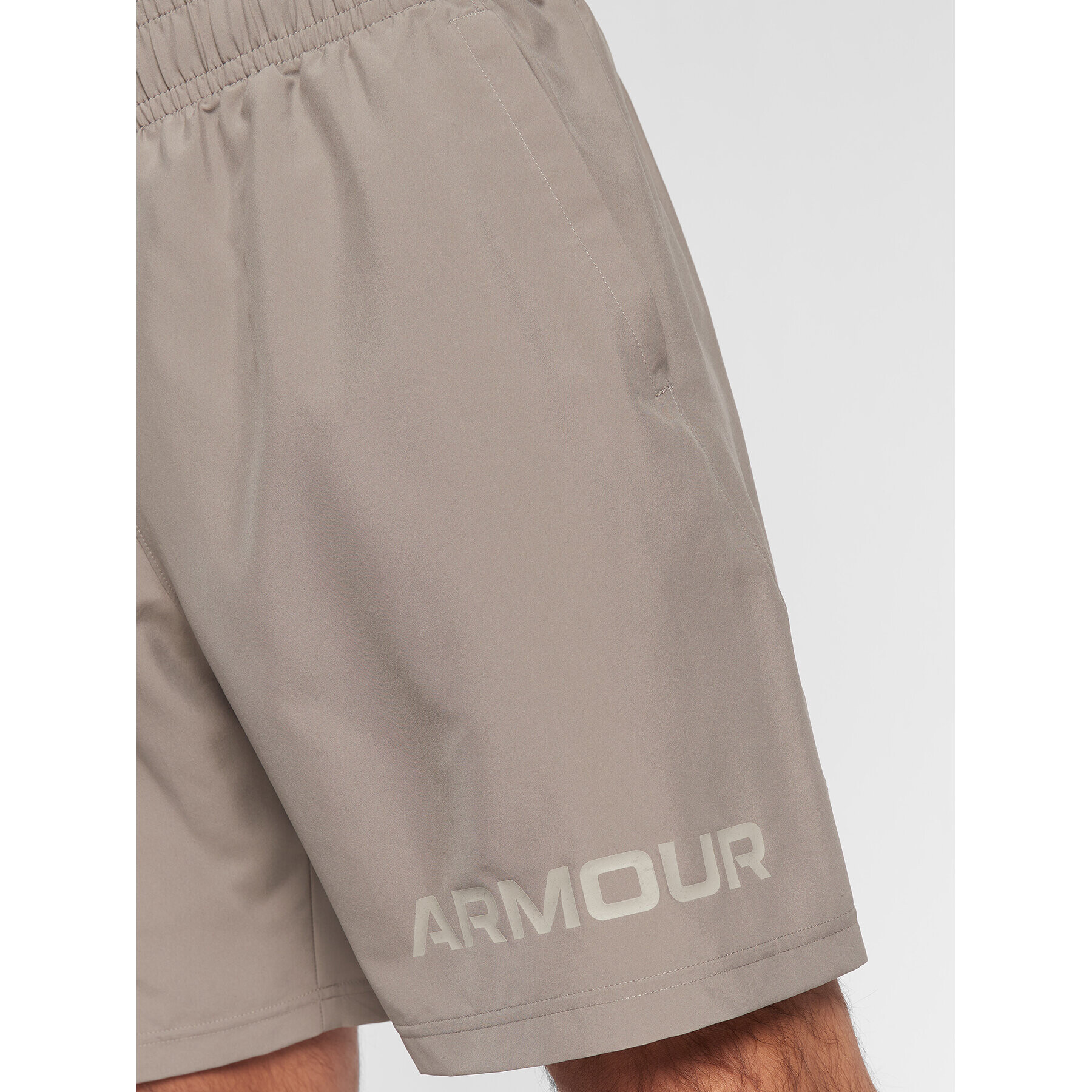 Under Armour Спортни шорти Ua Woven Graphic Wordmark 1361433 Сив Regular Fit - Pepit.bg