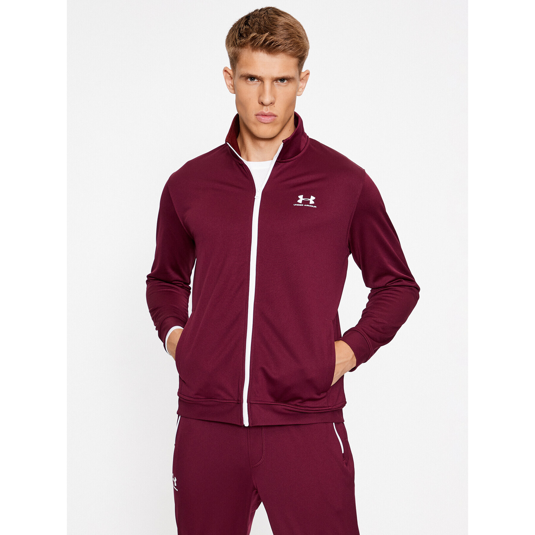 Under Armour Суитшърт Sportstyle Tricot Jacket 1329293 Бордо Loose Fit - Pepit.bg