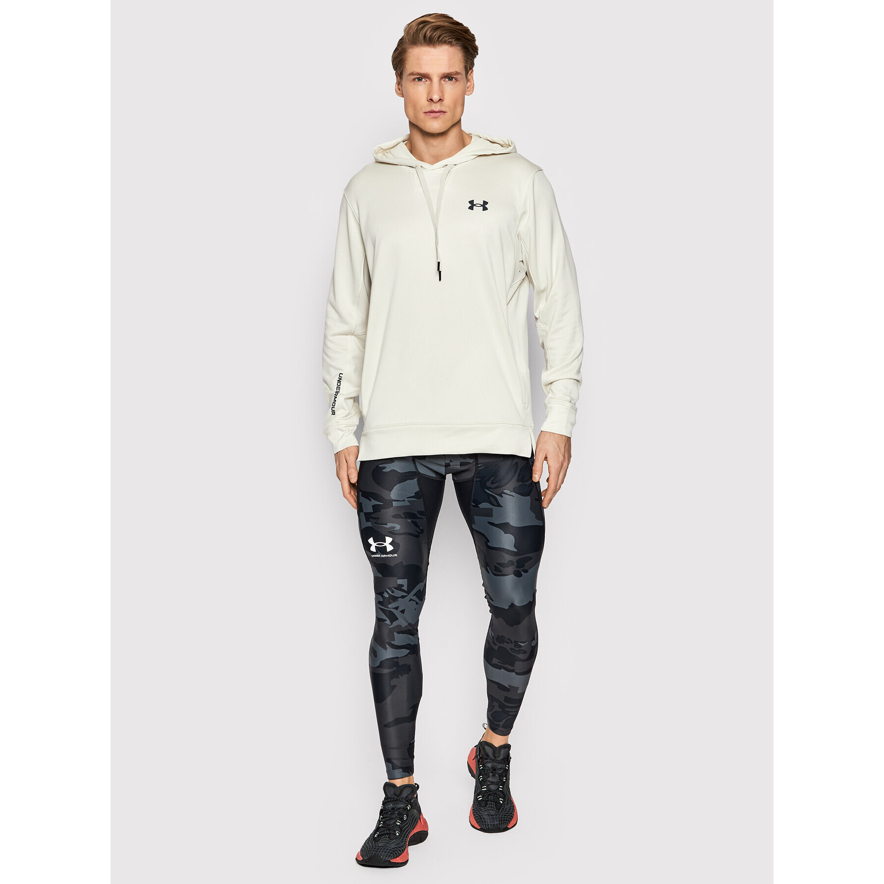 Under Armour Суитшърт Terry 1366259 Бежов Regular Fit - Pepit.bg