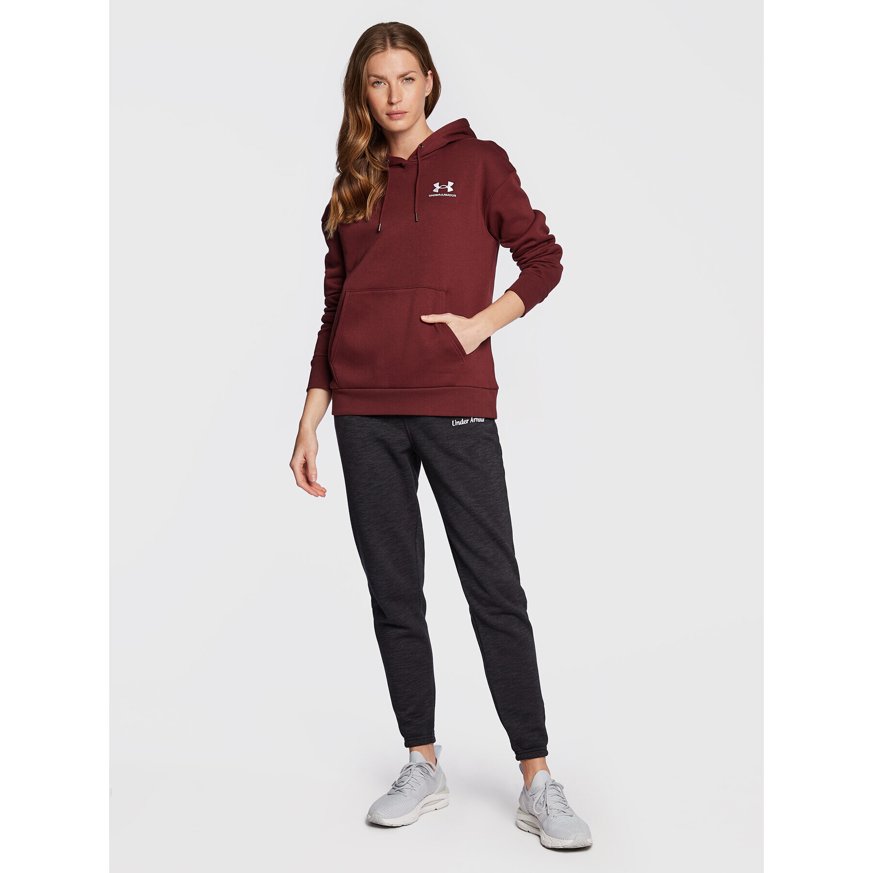 Under Armour Суитшърт Ua Essential Fleece 1373033 Бордо Regular Fit - Pepit.bg