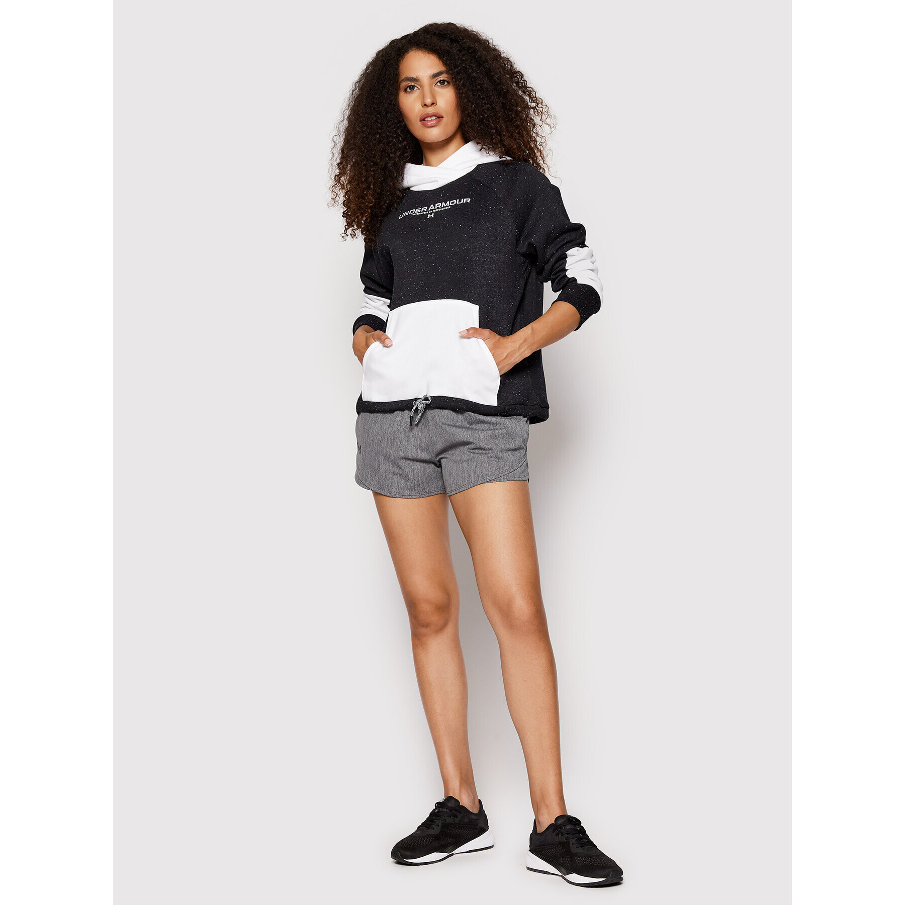 Under Armour Суитшърт Ua Rival 1369851 Черен Relaxed Fit - Pepit.bg