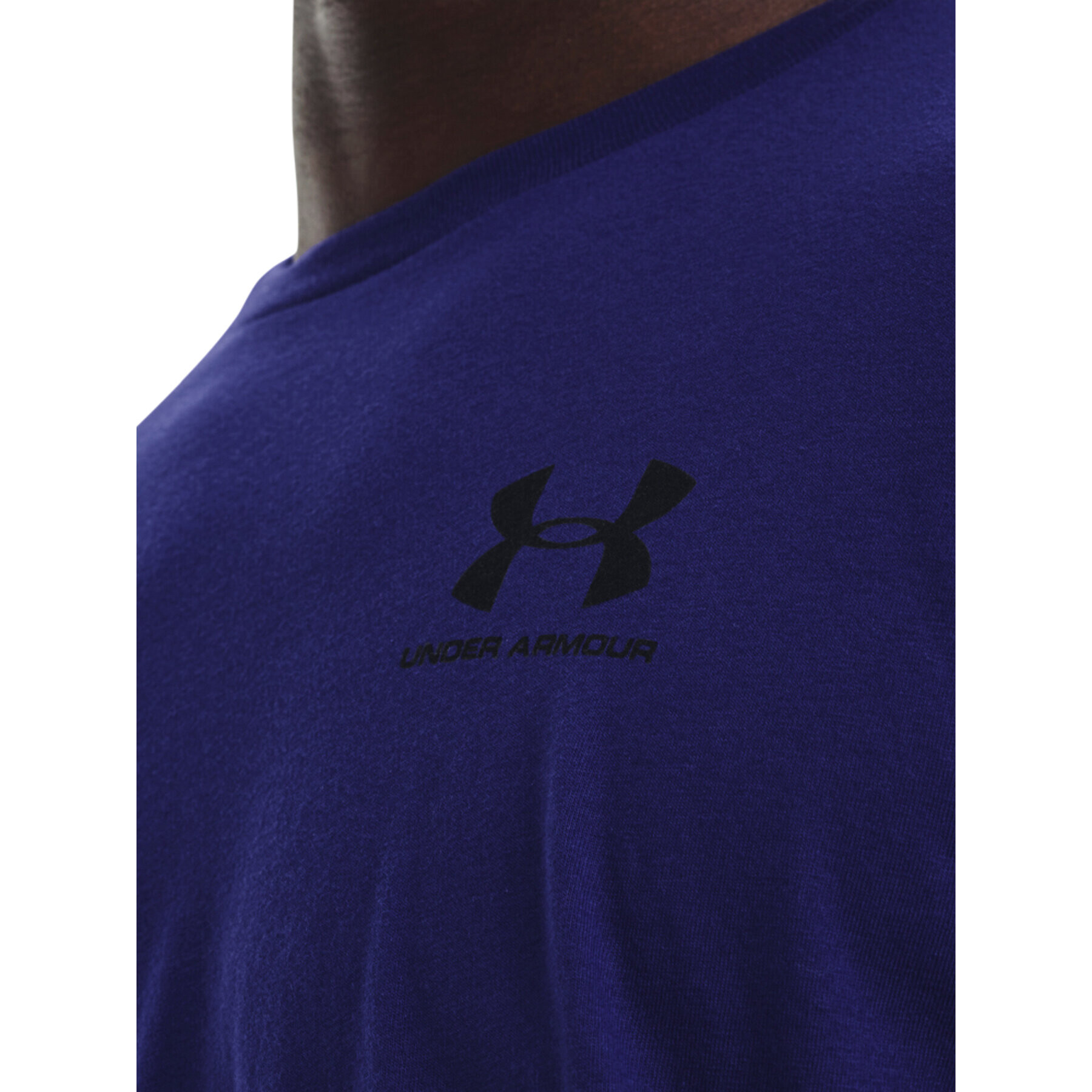 Under Armour Суитшърт UA SPORTSTYLE LEFT CHEST LS 1329585 Тъмносин Regular Fit - Pepit.bg