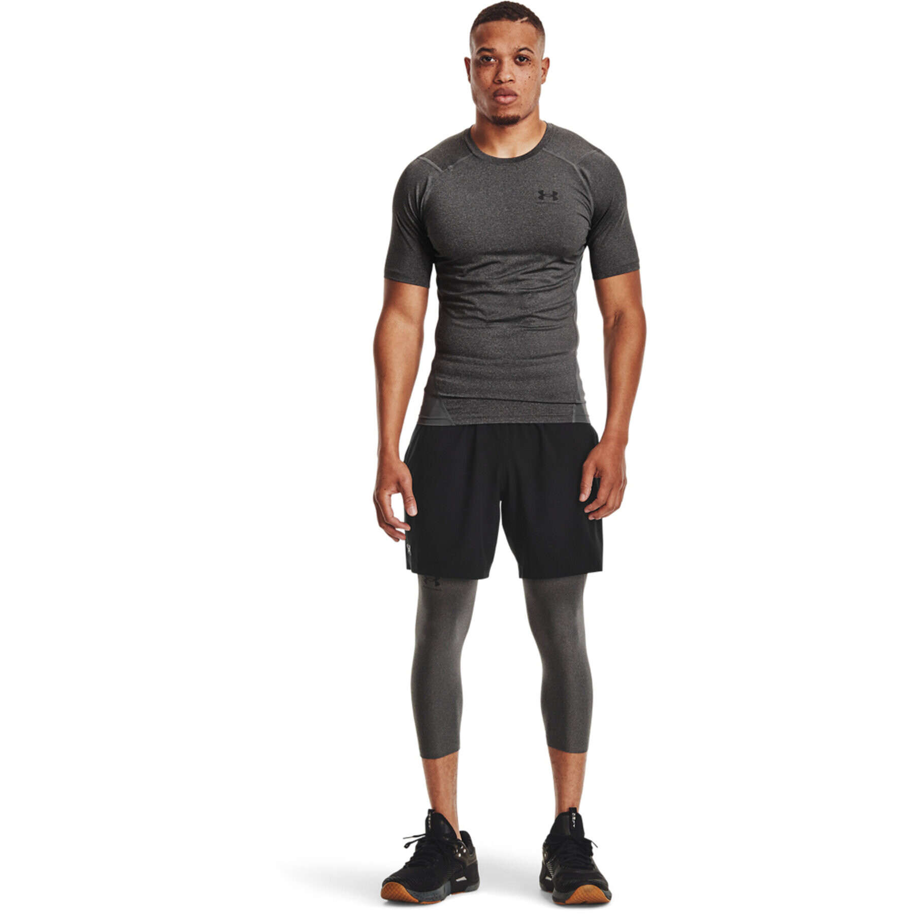 Under Armour Тениска от техническо трико HeatGear® 1361518 Сив Slim Fit - Pepit.bg