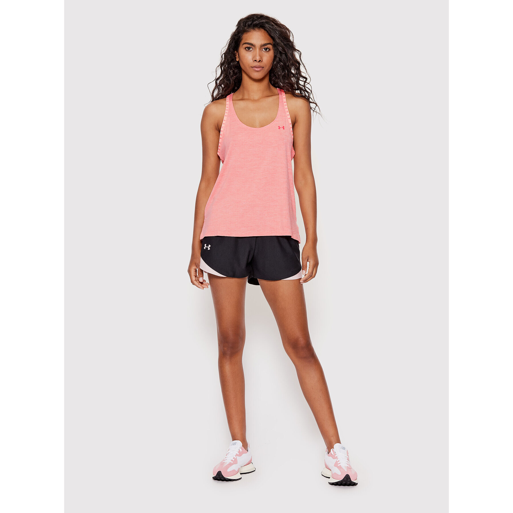 Under Armour Тениска от техническо трико Knockout 1360831 Розов Loose Fit - Pepit.bg