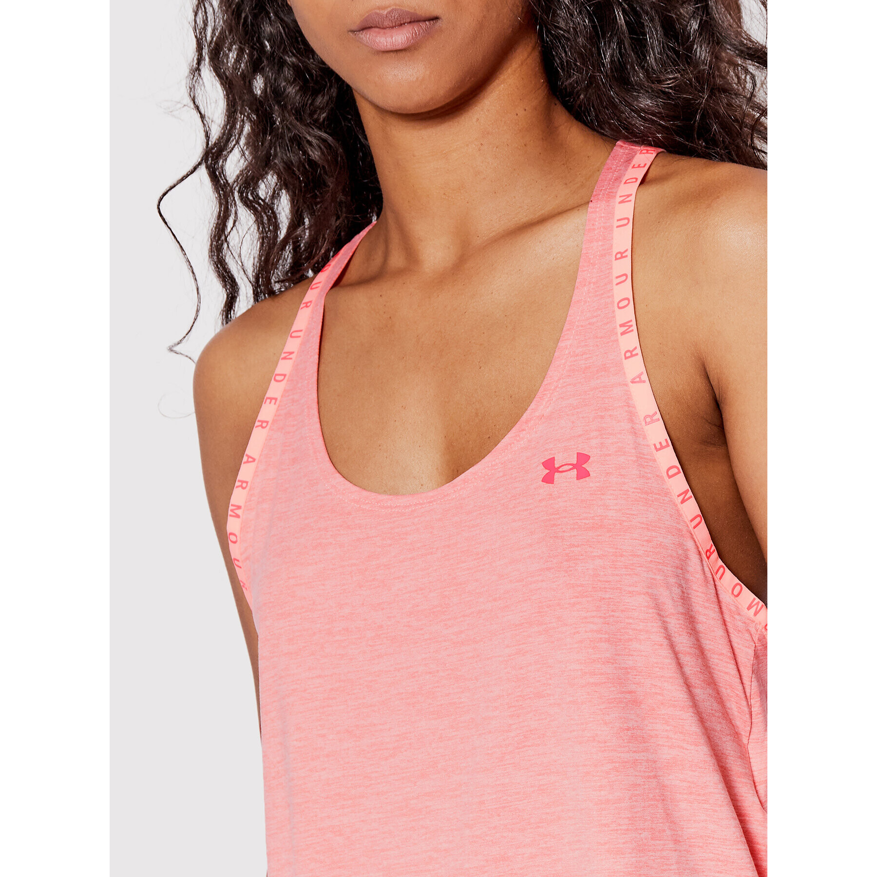 Under Armour Тениска от техническо трико Knockout 1360831 Розов Loose Fit - Pepit.bg