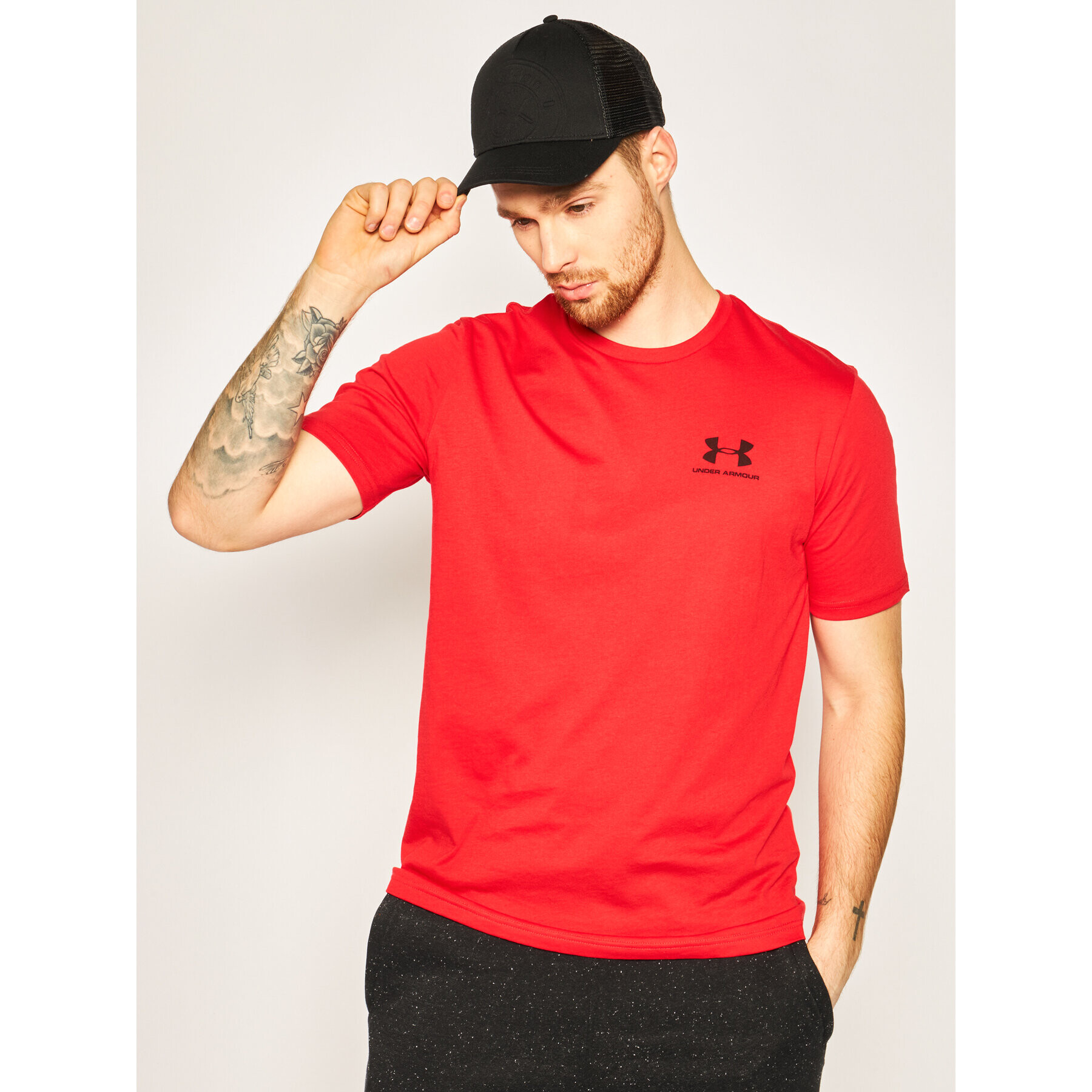 Under Armour Тишърт 1326799 Червен Loose Fit - Pepit.bg