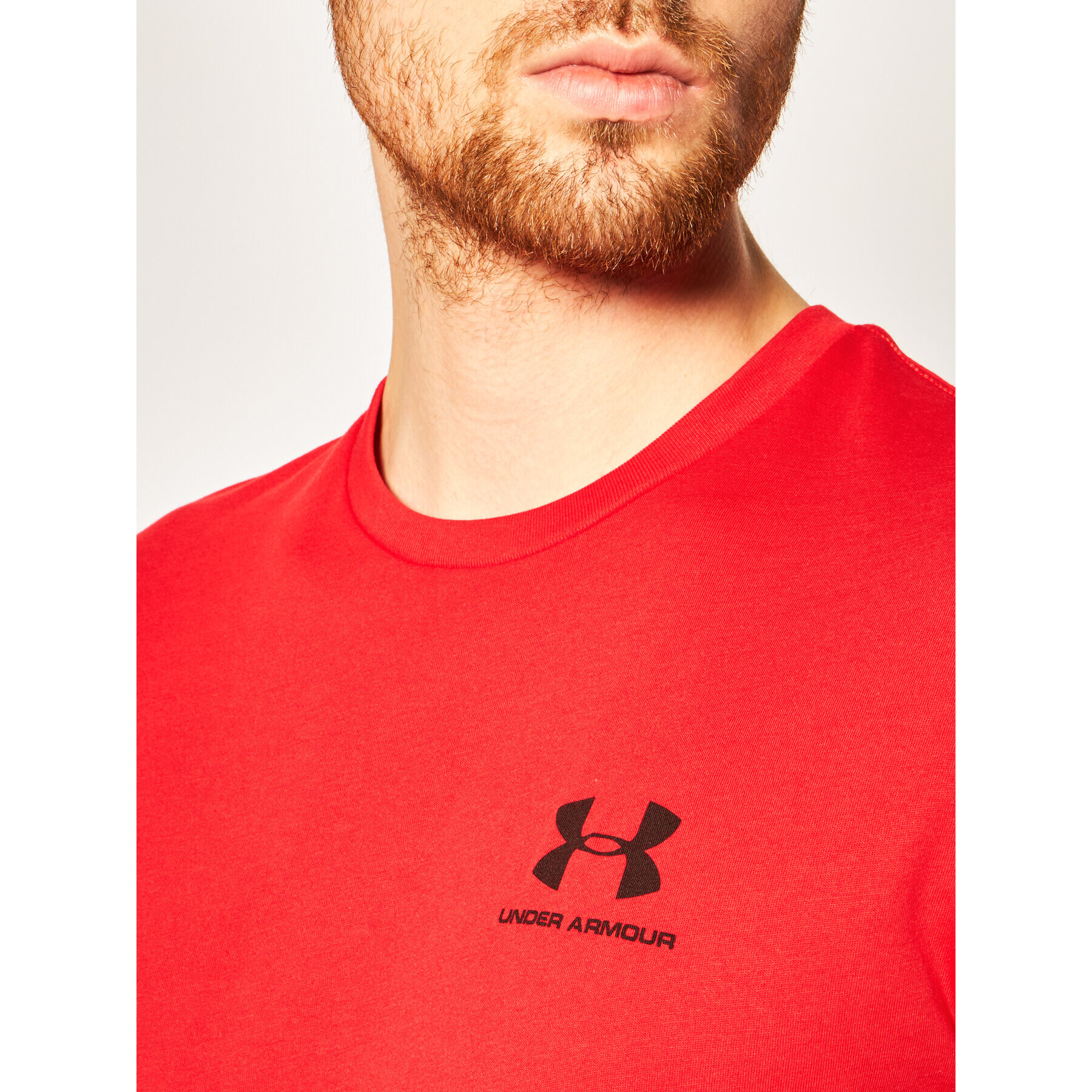 Under Armour Тишърт 1326799 Червен Loose Fit - Pepit.bg