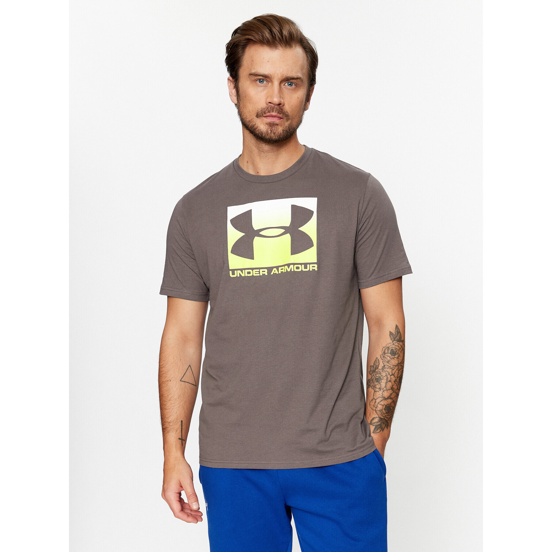 Under Armour Тишърт Ua Boxed Sportstyle Ss 1329581 Сив Loose Fit - Pepit.bg