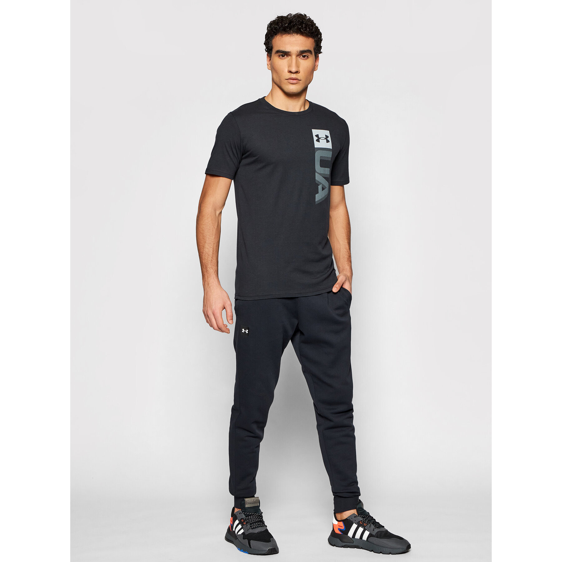 Under Armour Тишърт Ua Boxed Wordmark 1361675 Черен Loose Fit - Pepit.bg