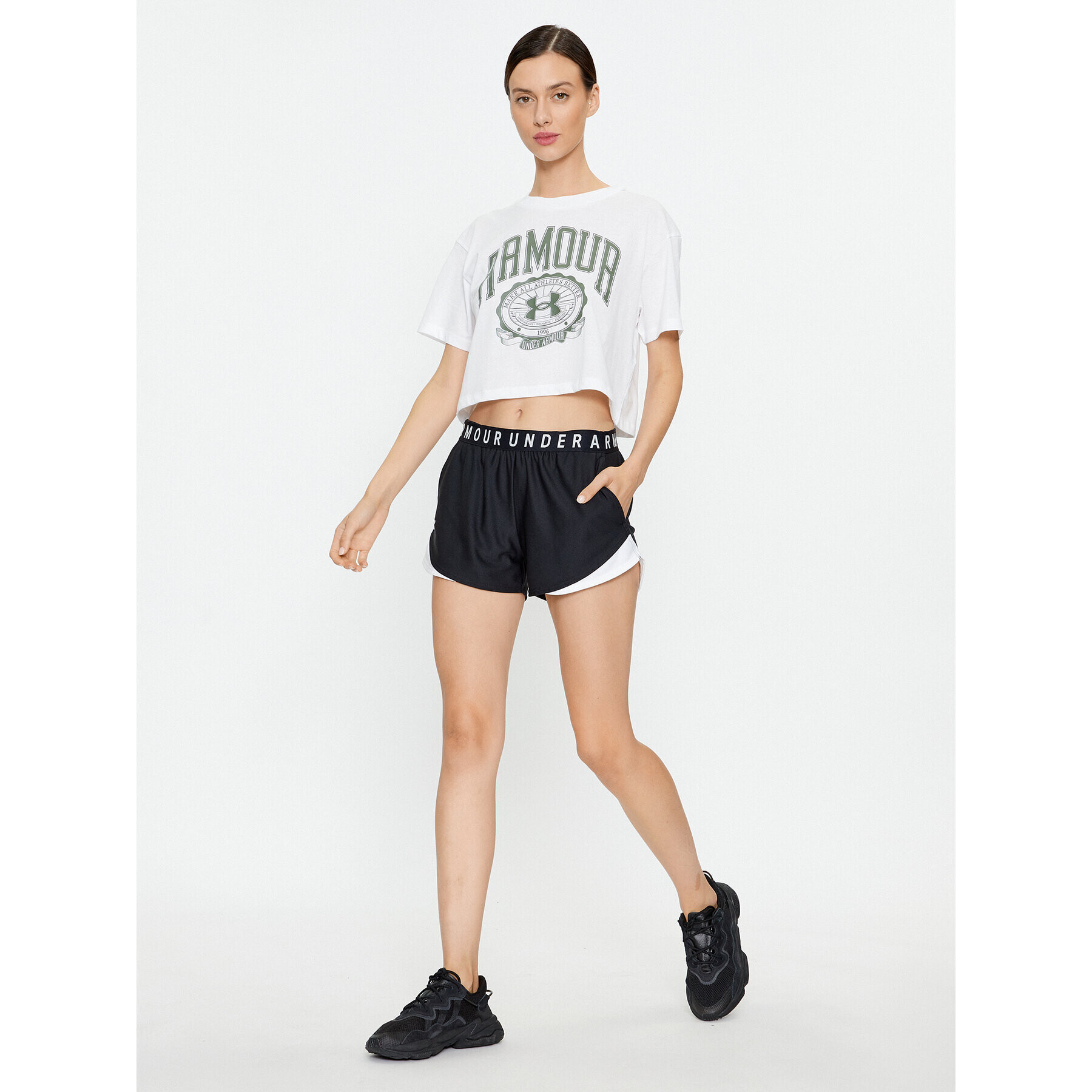 Under Armour Тишърт Ua Collegiate Crest Crop Ss 1379402 Бял Loose Fit - Pepit.bg