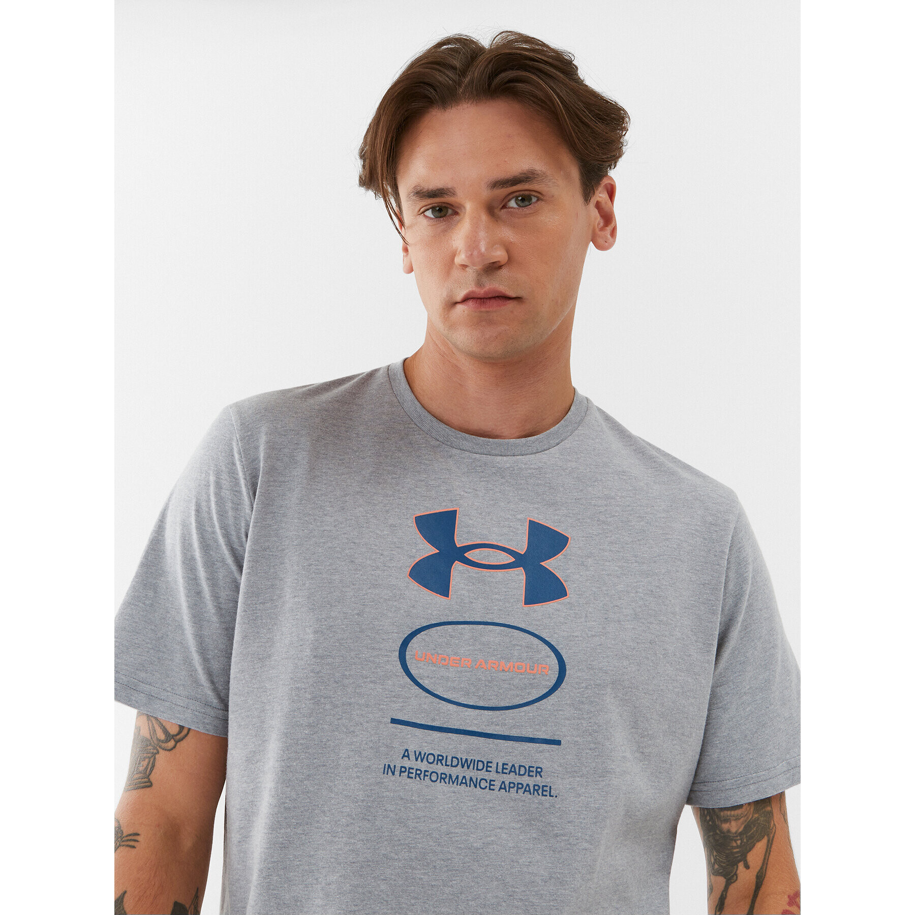 Under Armour Тишърт Ua Core Novelty Graphic Ss 1380957 Сив Loose Fit - Pepit.bg