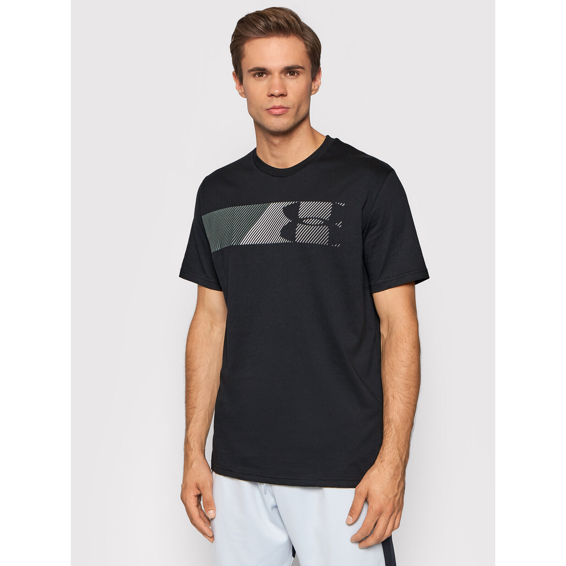 Under Armour Тишърт Ua Fast Left Chest 1329584 Черен Loose Fit - Pepit.bg