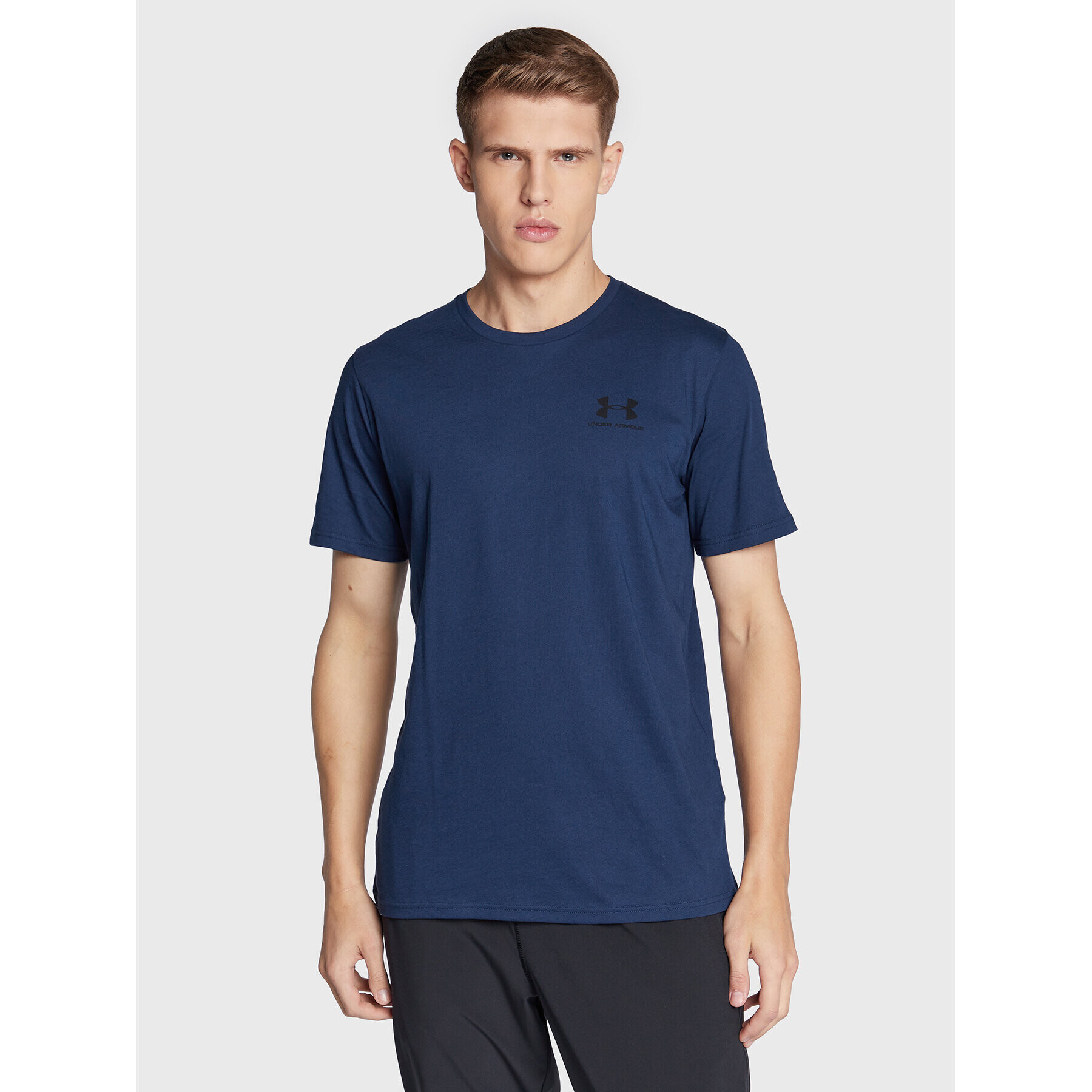 Under Armour Тишърт Ua Sportstyle 1326799 Тъмносин Loose Fit - Pepit.bg