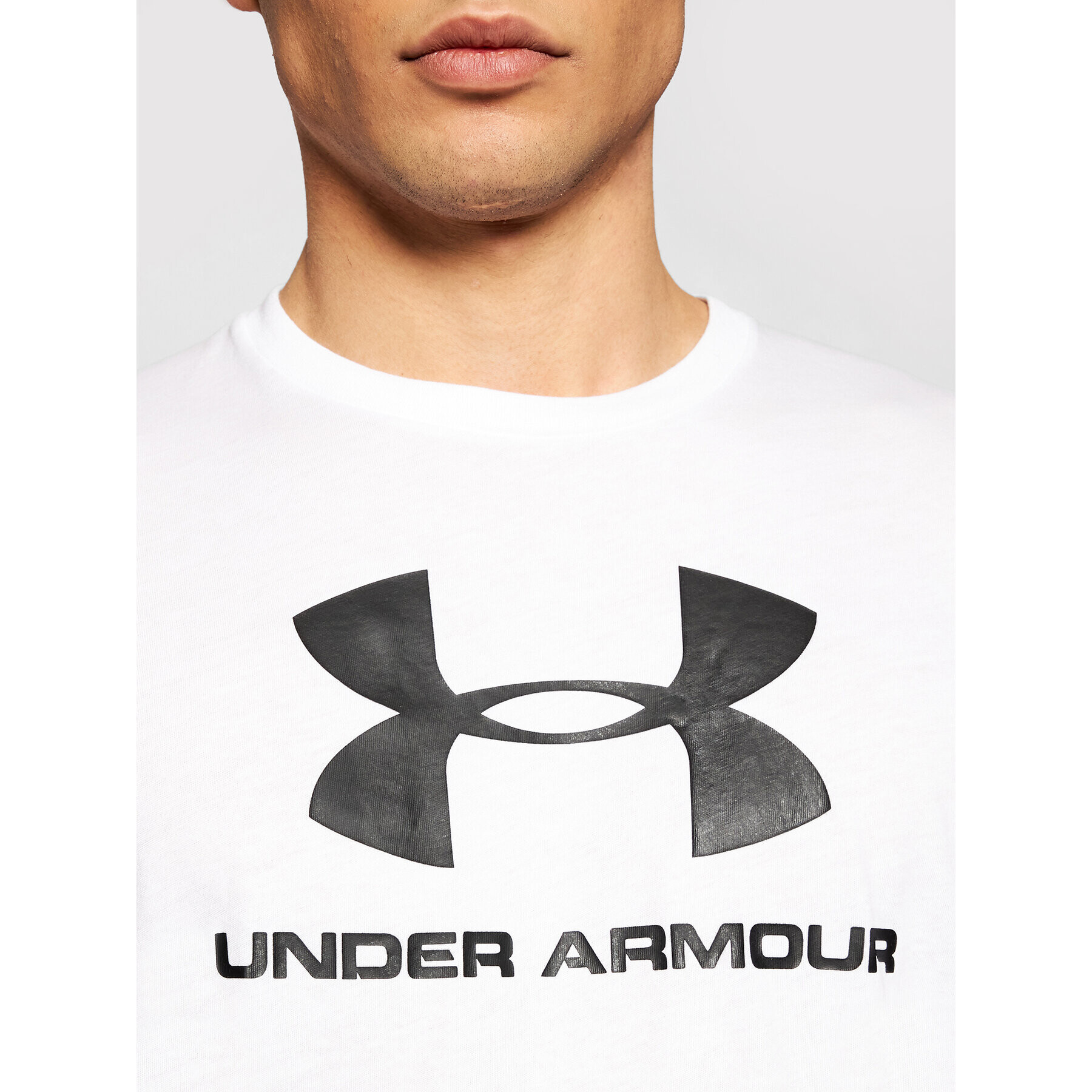 Under Armour Тишърт Ua Sportstyle Logo 1329590 Бял Loose Fit - Pepit.bg