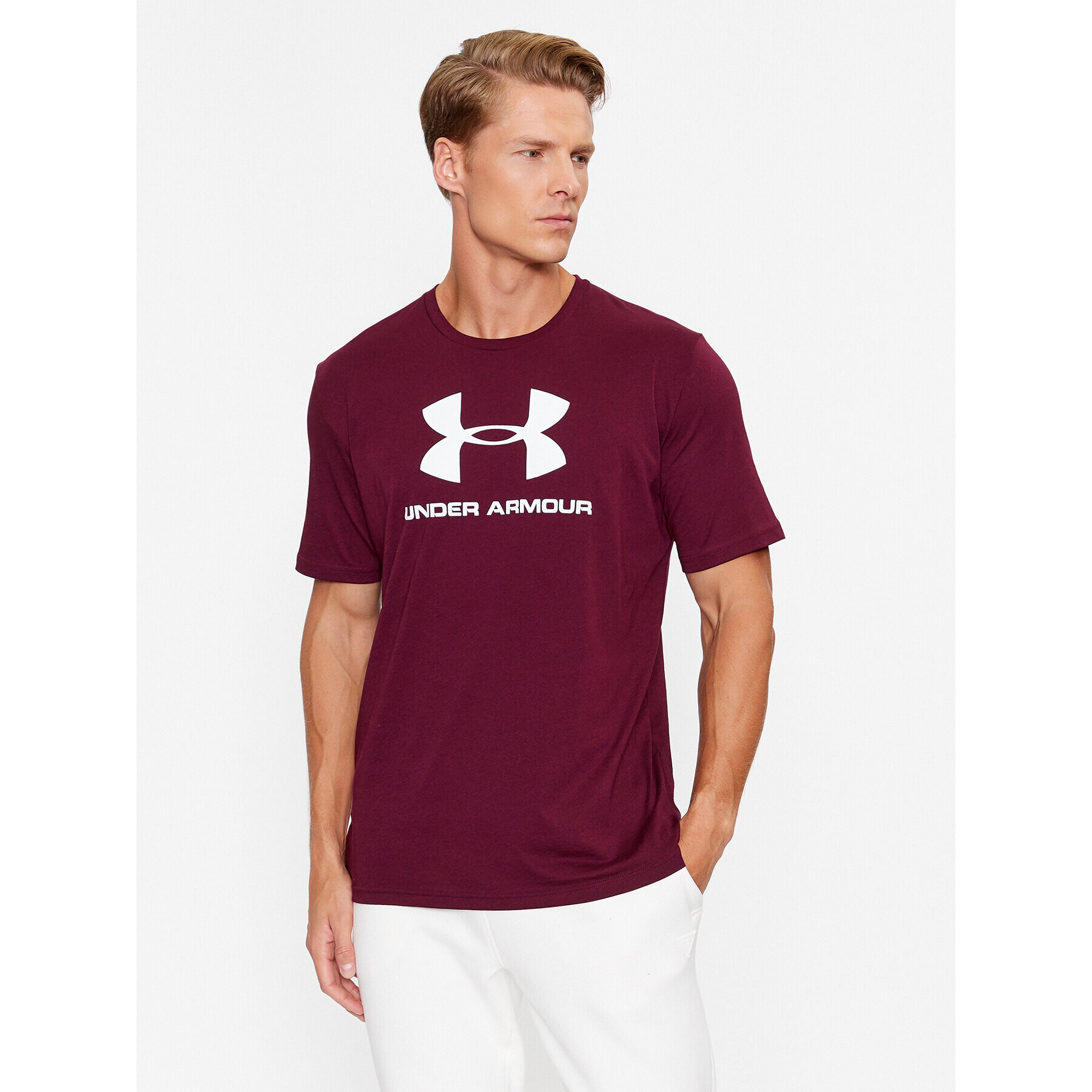 Under Armour Тишърт Ua Sportstyle Logo Ss 1329590 Бордо Loose Fit - Pepit.bg