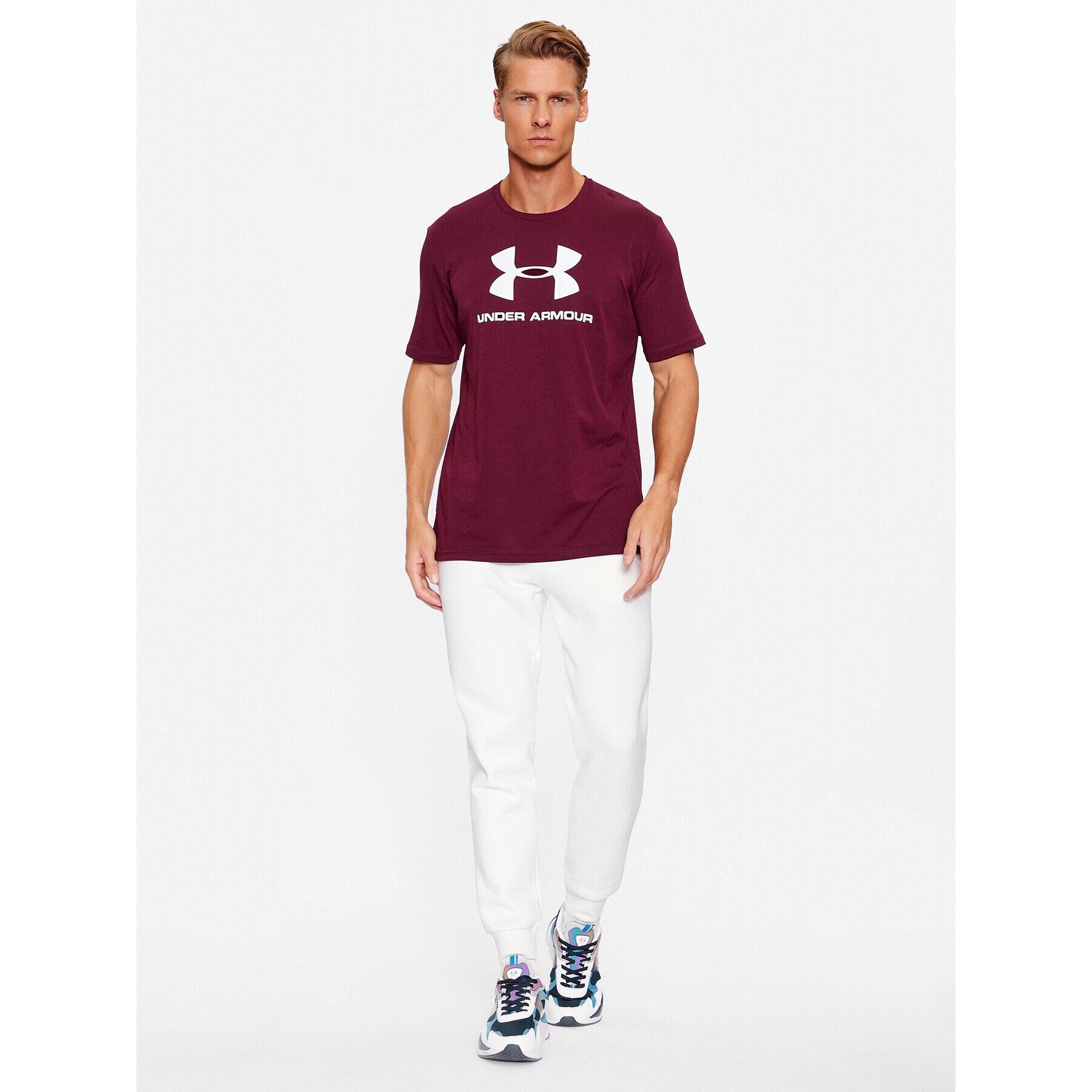 Under Armour Тишърт Ua Sportstyle Logo Ss 1329590 Бордо Loose Fit - Pepit.bg