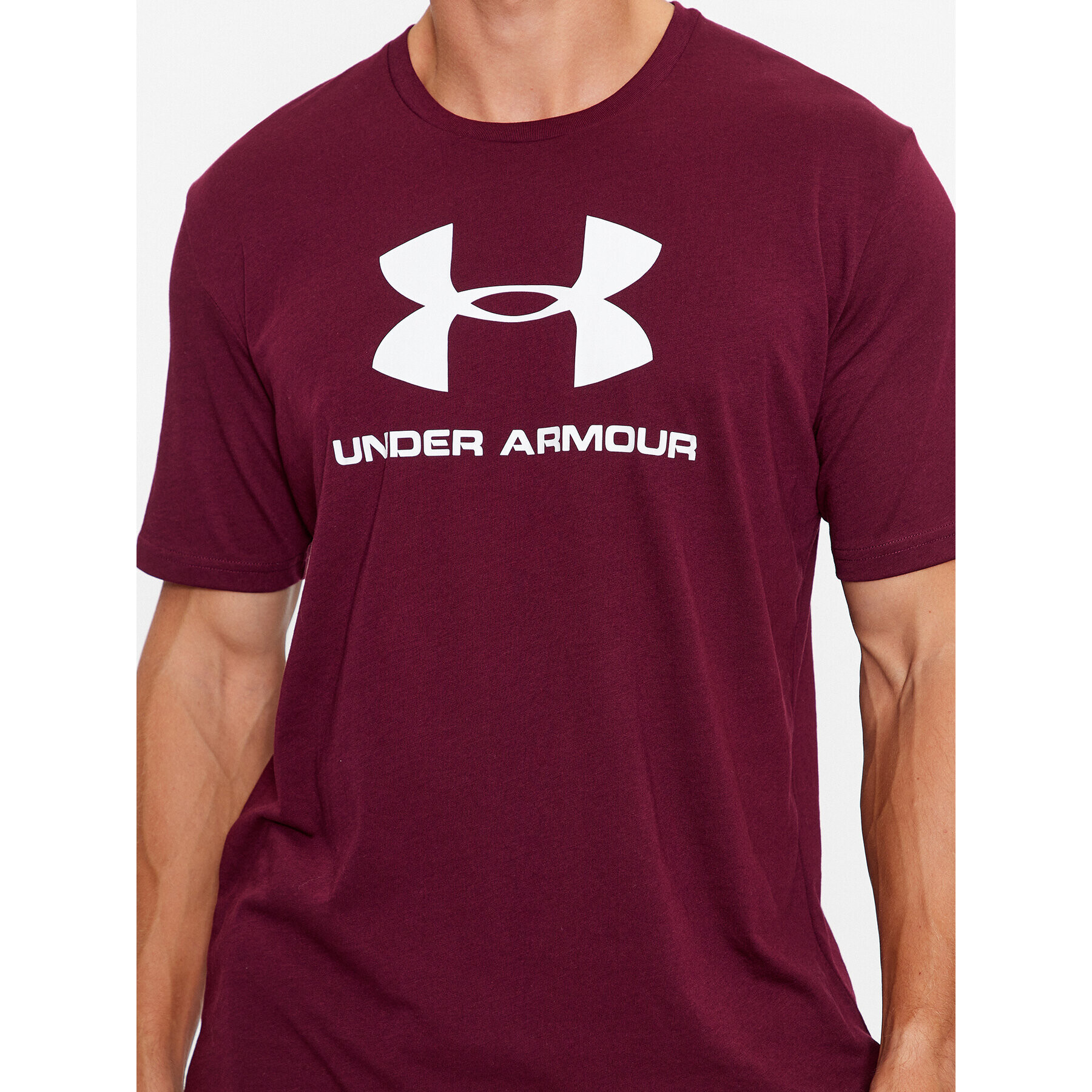 Under Armour Тишърт Ua Sportstyle Logo Ss 1329590 Бордо Loose Fit - Pepit.bg