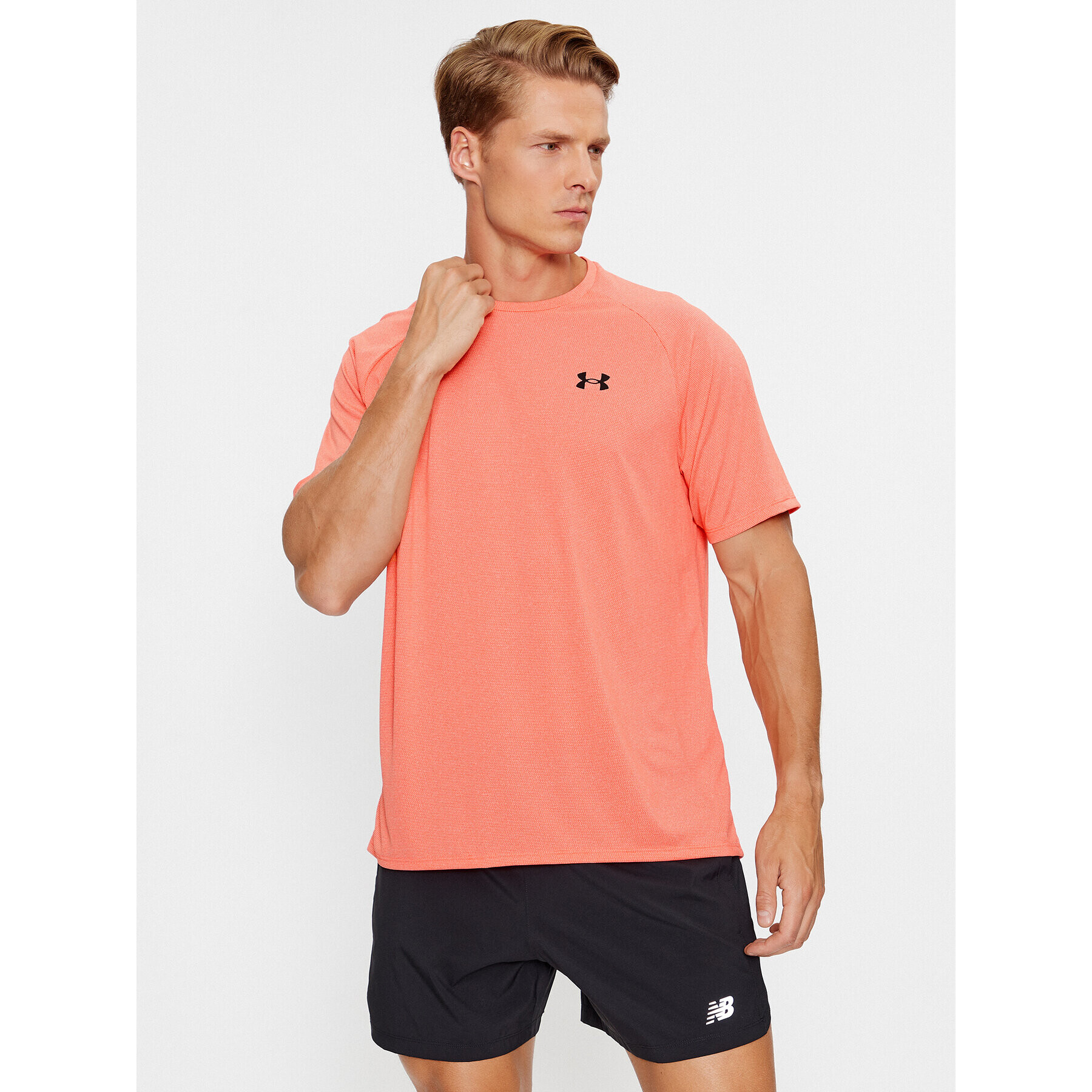 Under Armour Тишърт Ua Tech 2.0 Ss Tee Novelty 1345317 Червен Loose Fit - Pepit.bg