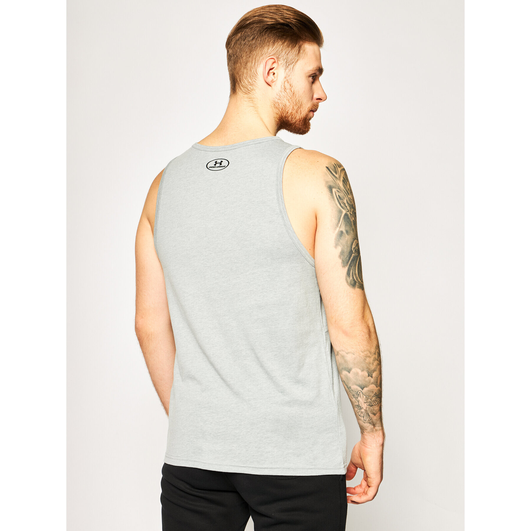 Under Armour Топ UA Sportstyle Logo 1329589 Сив Regular Fit - Pepit.bg