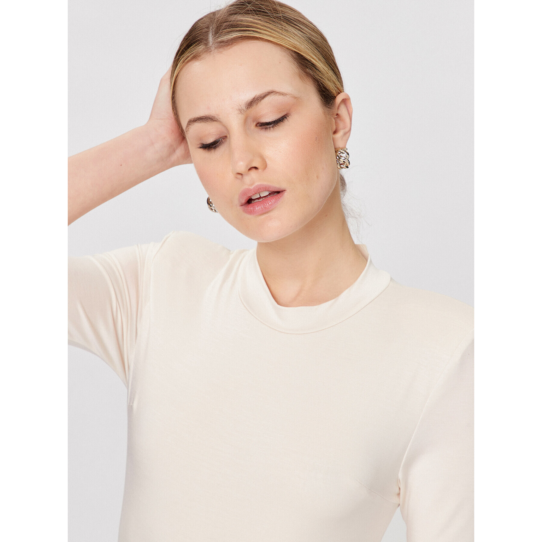 Undress Code Боди Watch You Back Екрю Slim Fit - Pepit.bg