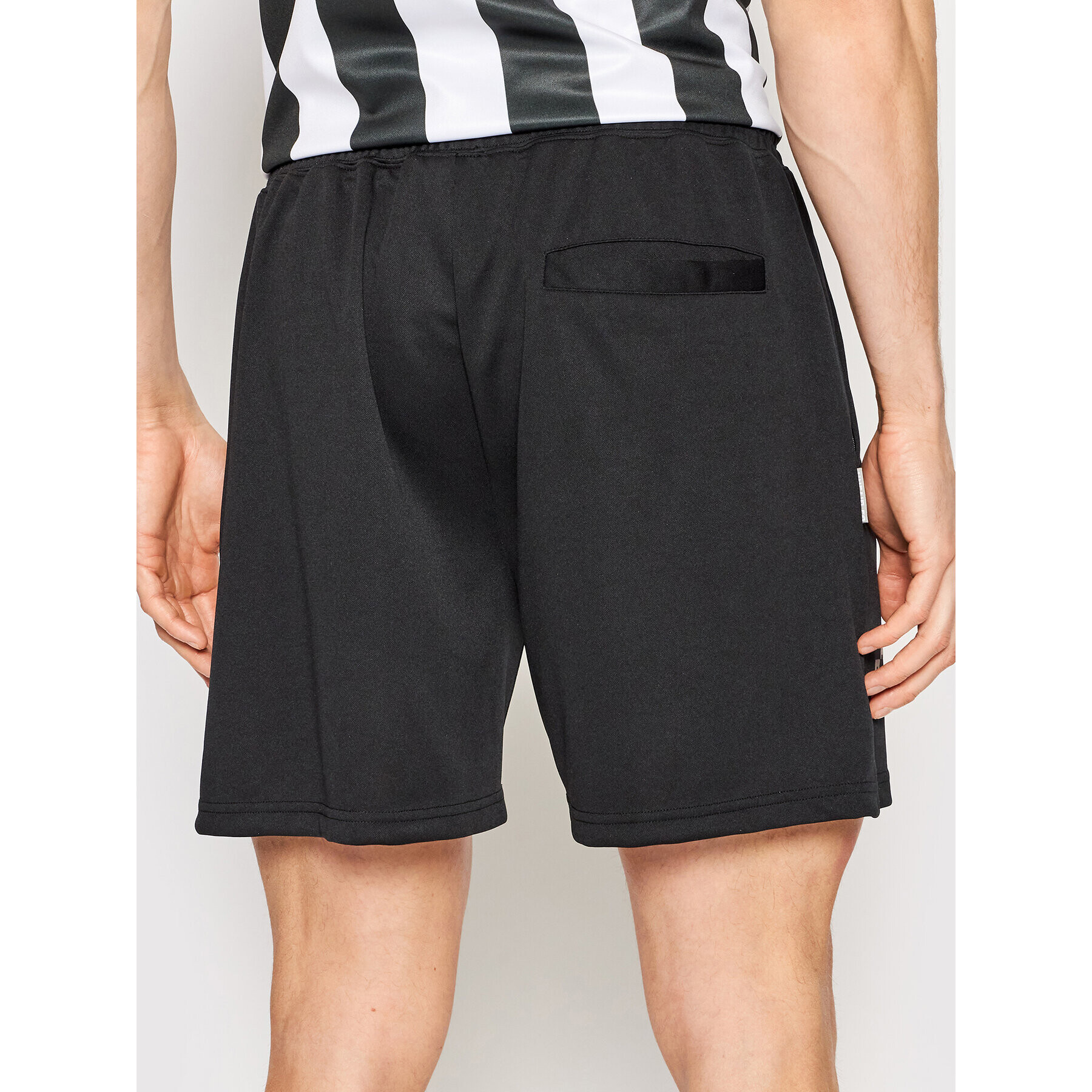Unfair Athletics Спортни шорти UNFR22-059 Черен Regular Fit - Pepit.bg
