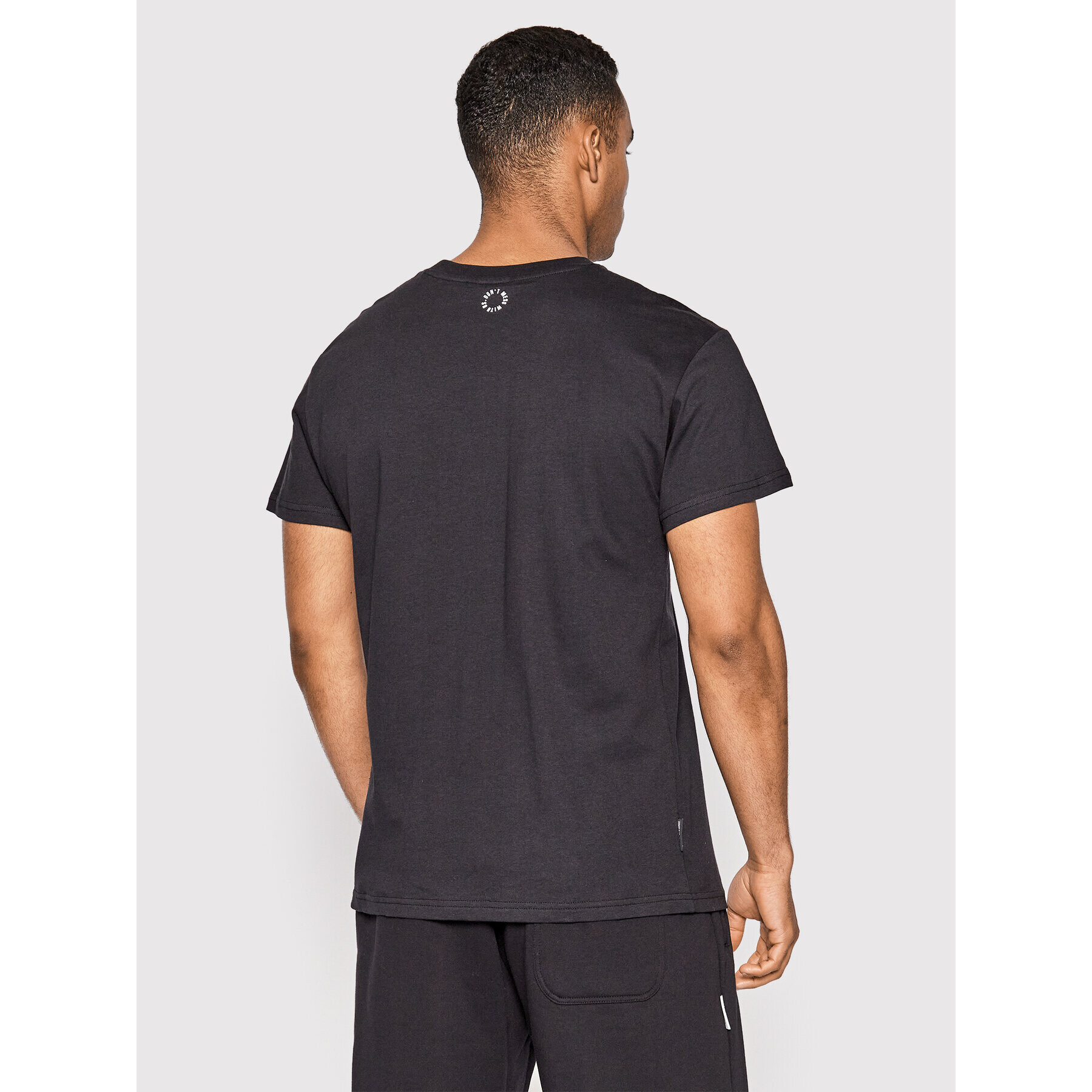 Unfair Athletics Тишърт UNFR19-001 Черен Regular Fit - Pepit.bg
