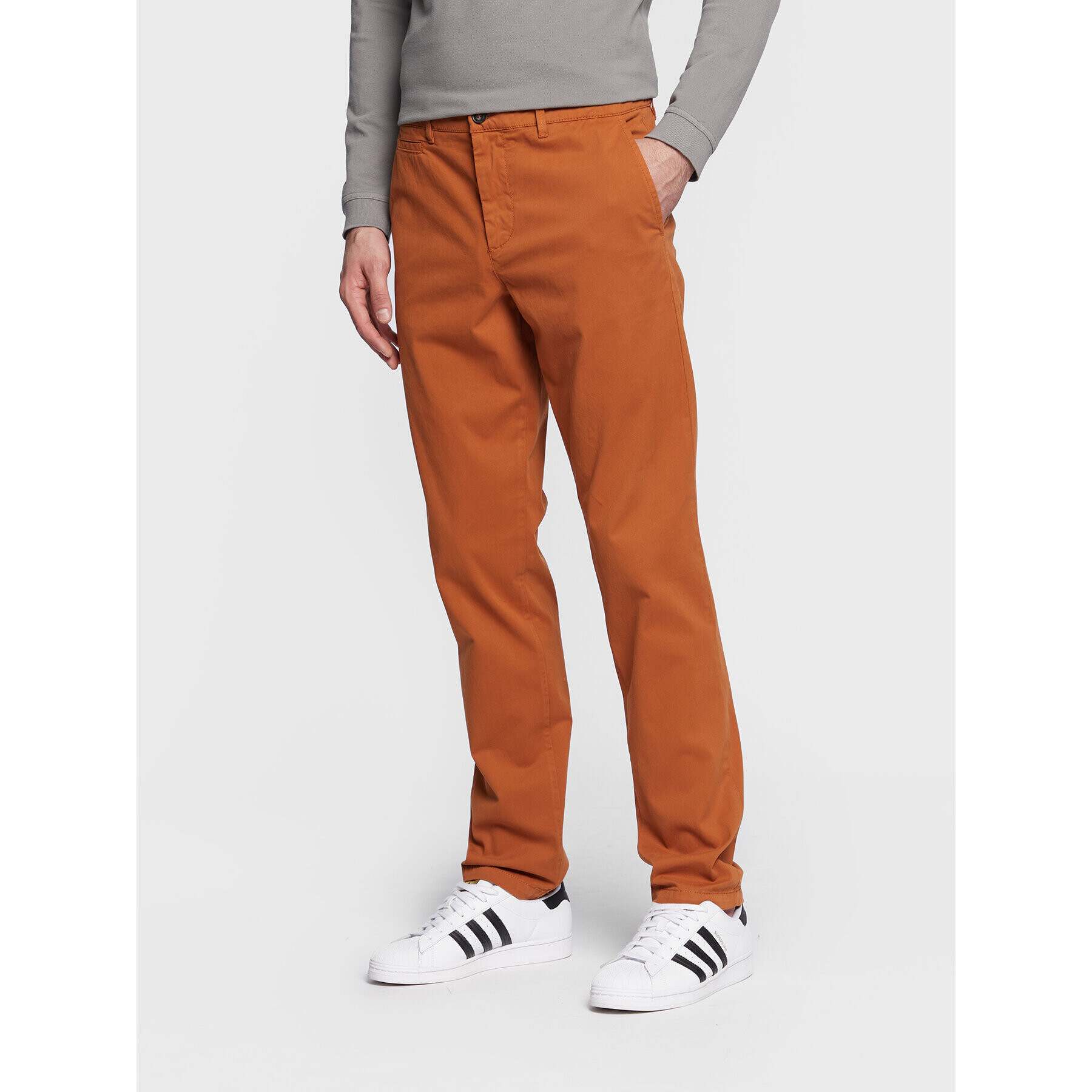 United Colors Of Benetton Чино панталони 4DKH55I18 Кафяв Slim Fit - Pepit.bg