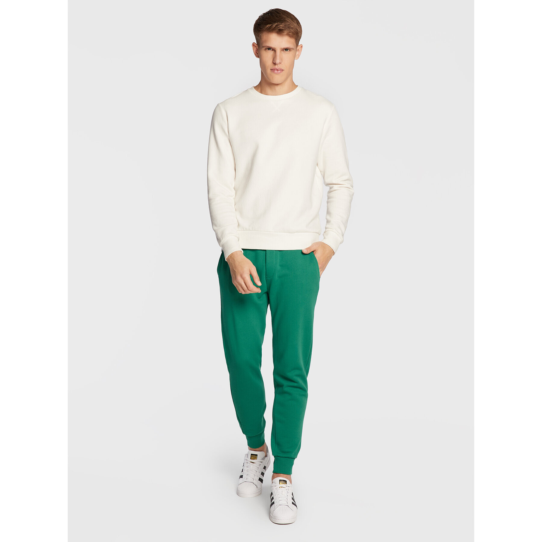 United Colors Of Benetton Долнище анцуг 3J68UF002 Зелен Regular Fit - Pepit.bg