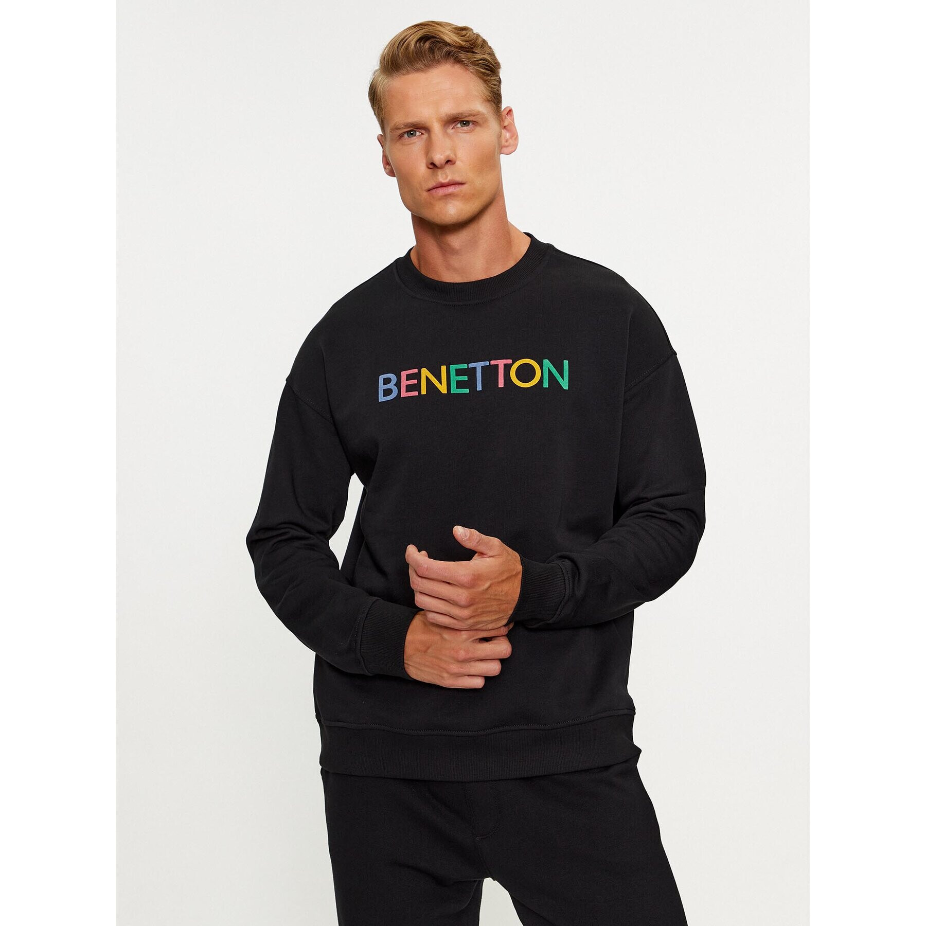 United Colors Of Benetton Суитшърт 3J68U100F Черен Regular Fit - Pepit.bg