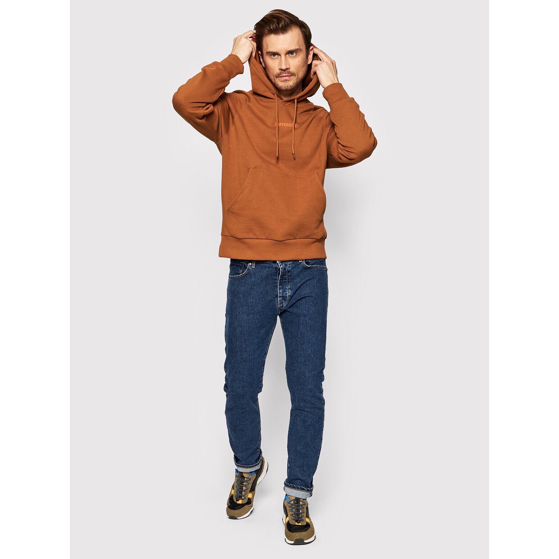 United Colors Of Benetton Суитшърт 3J70U2003 Кафяв Regular Fit - Pepit.bg