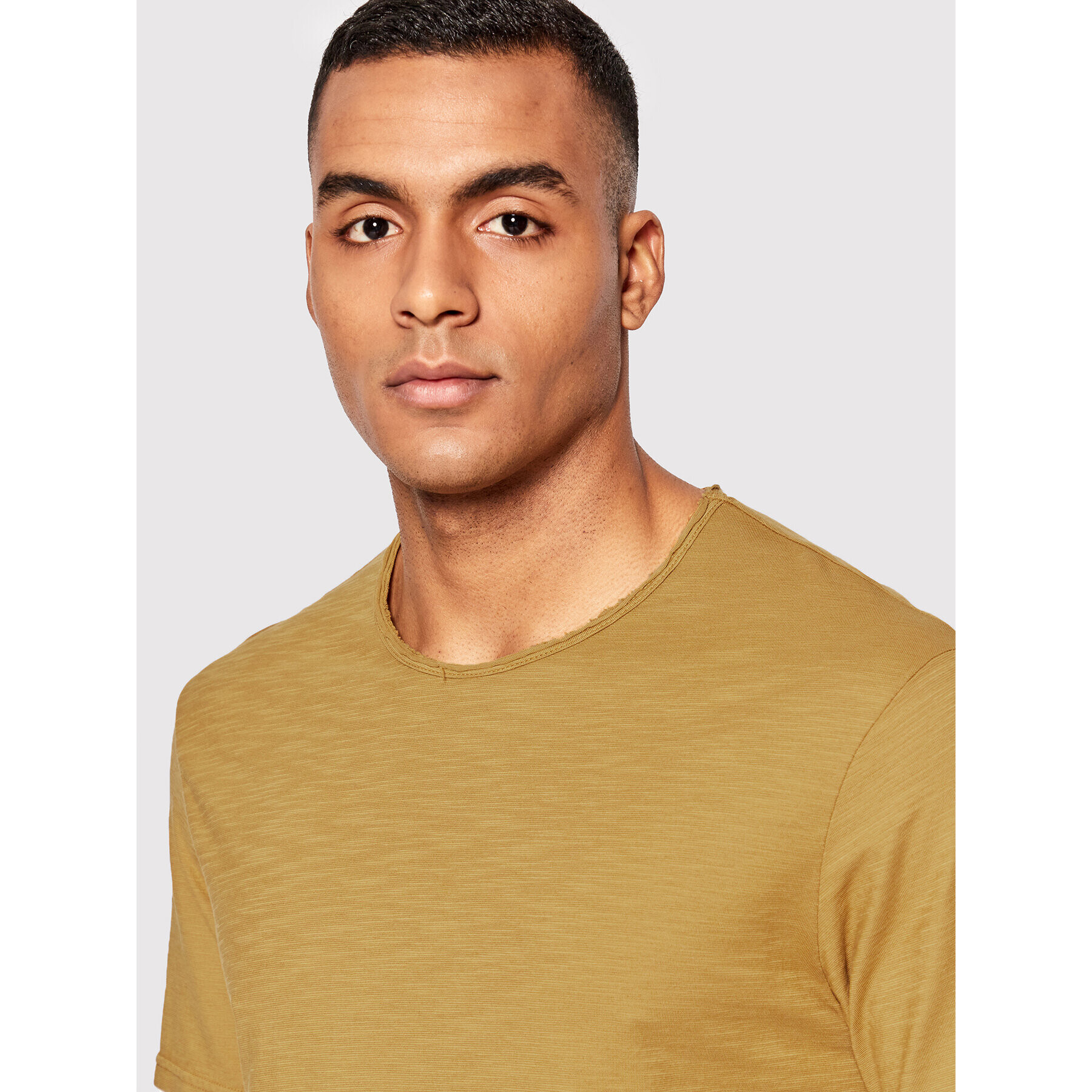 United Colors Of Benetton Тишърт 3JE1J19A5 Жълт Regular Fit - Pepit.bg