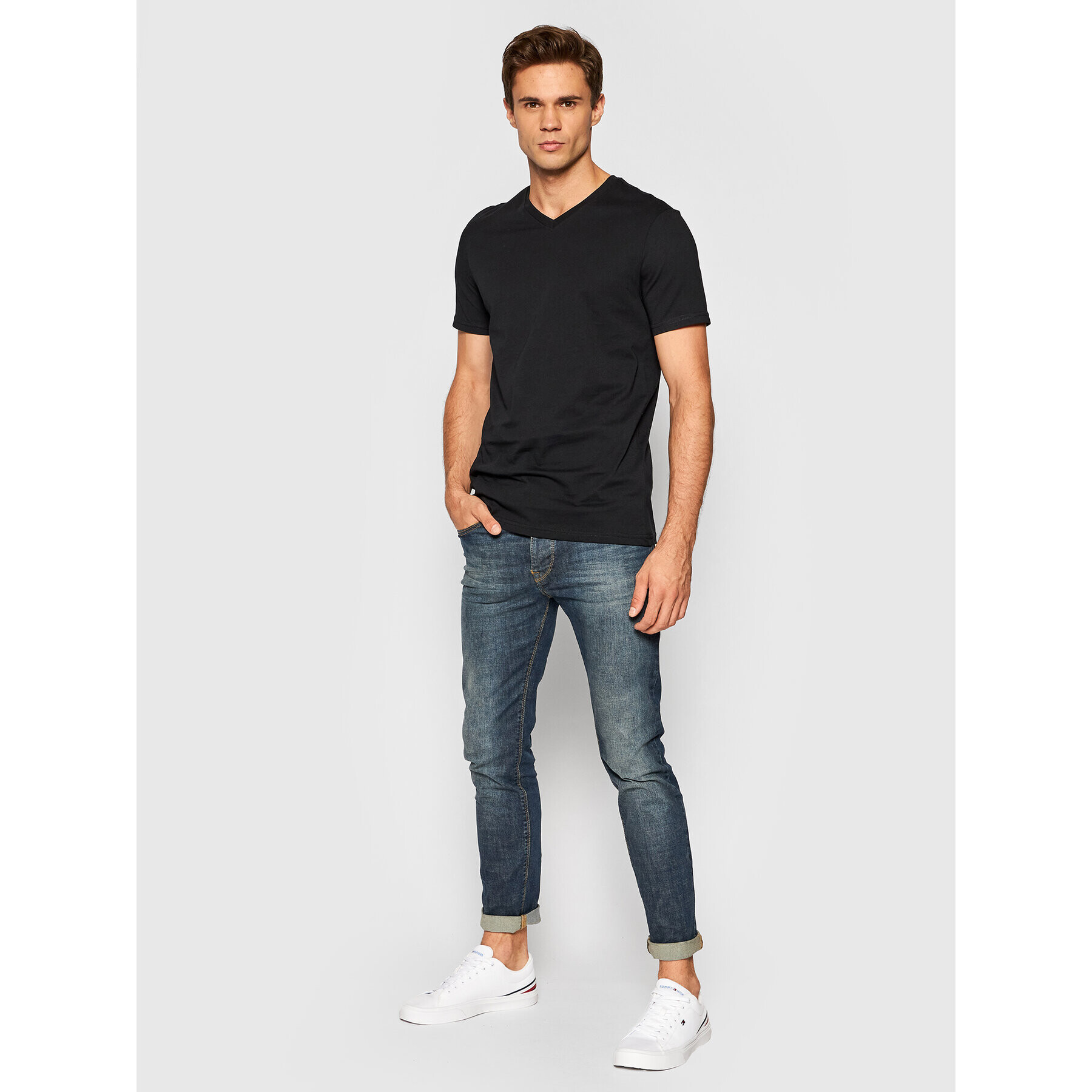 United Colors Of Benetton Тишърт 3U53J4231 Черен Regular Fit - Pepit.bg