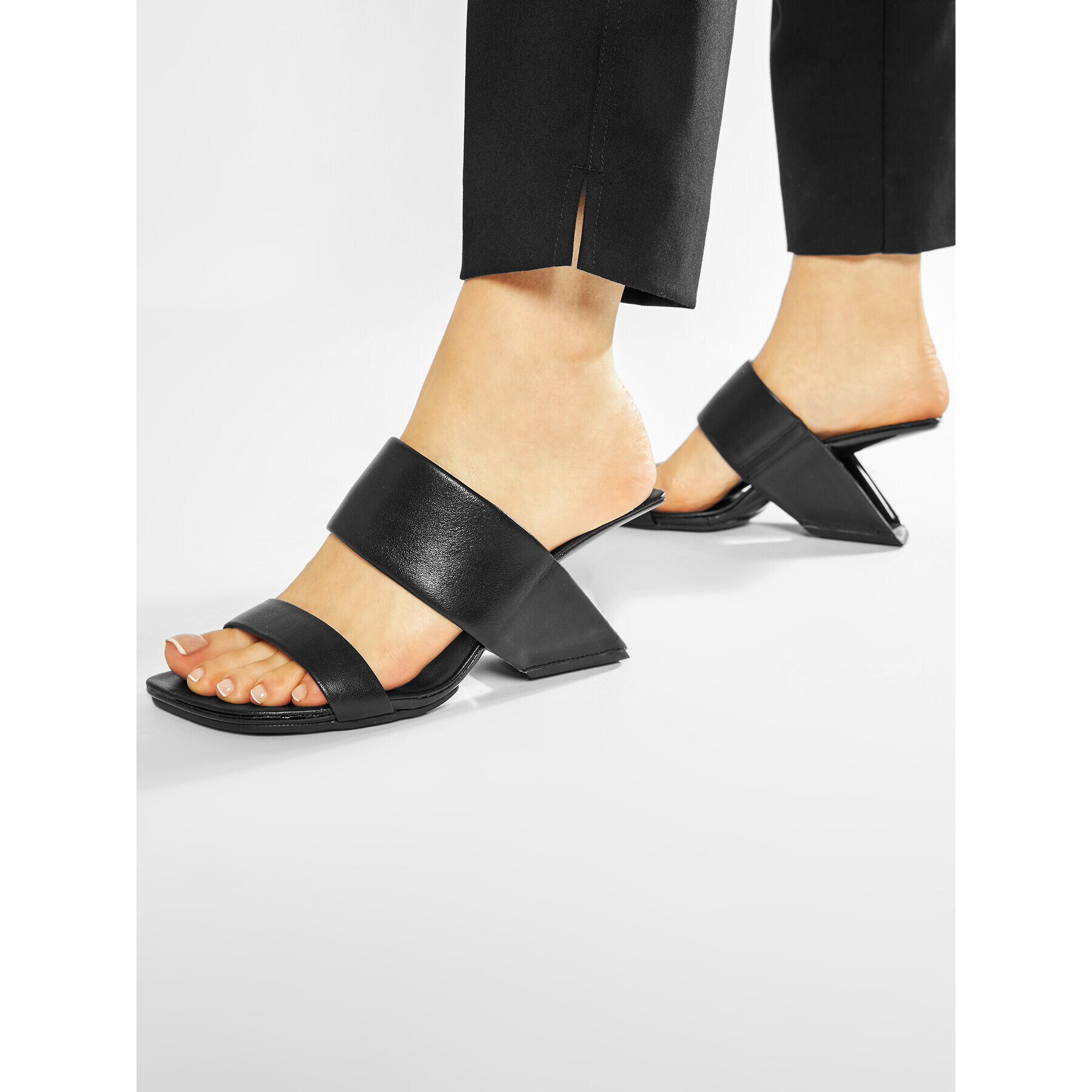 United Nude Чехли Loop Hi 100050116S15 Черен - Pepit.bg