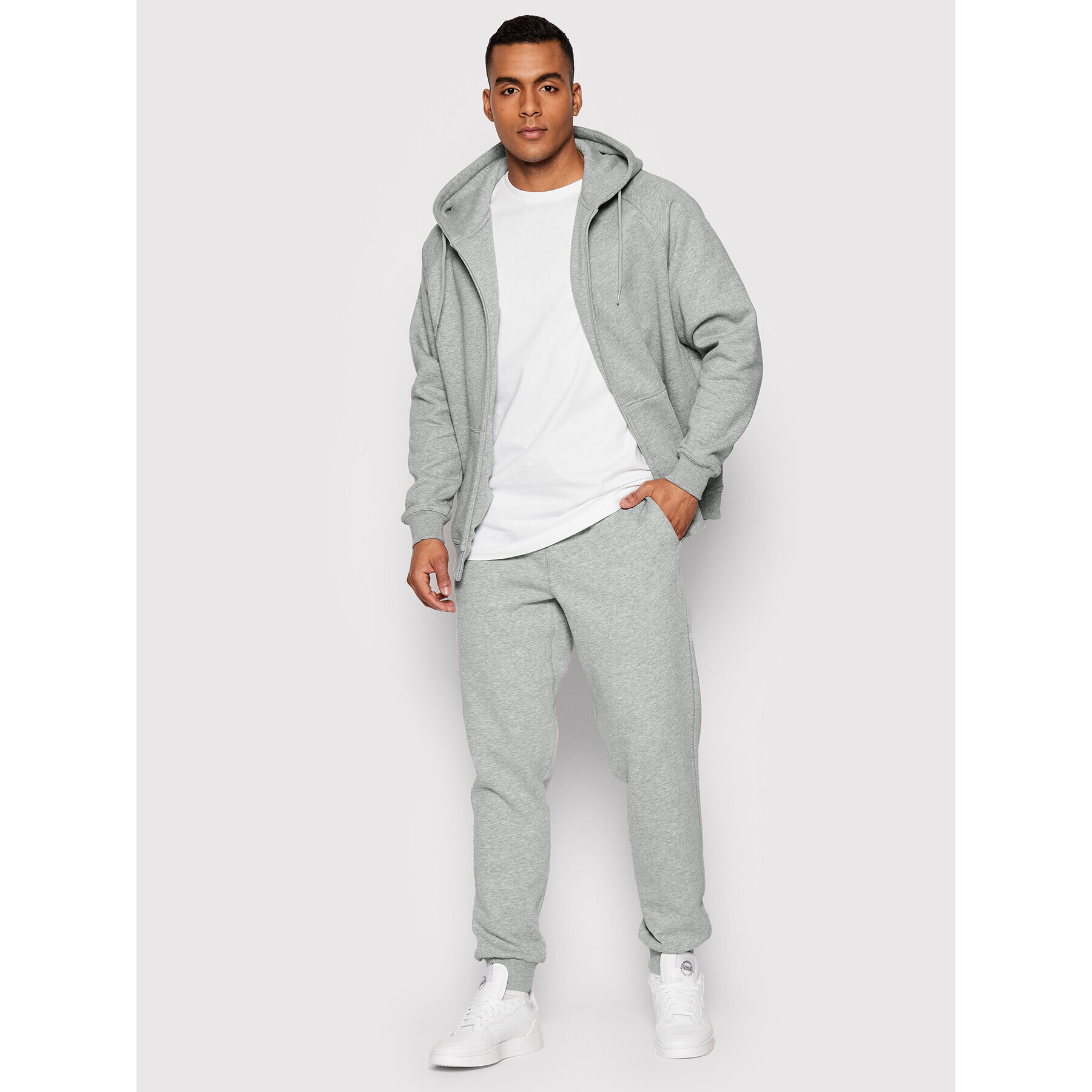 Urban Classics Долнище анцуг Basic TB1582 Сив Regular Fit - Pepit.bg