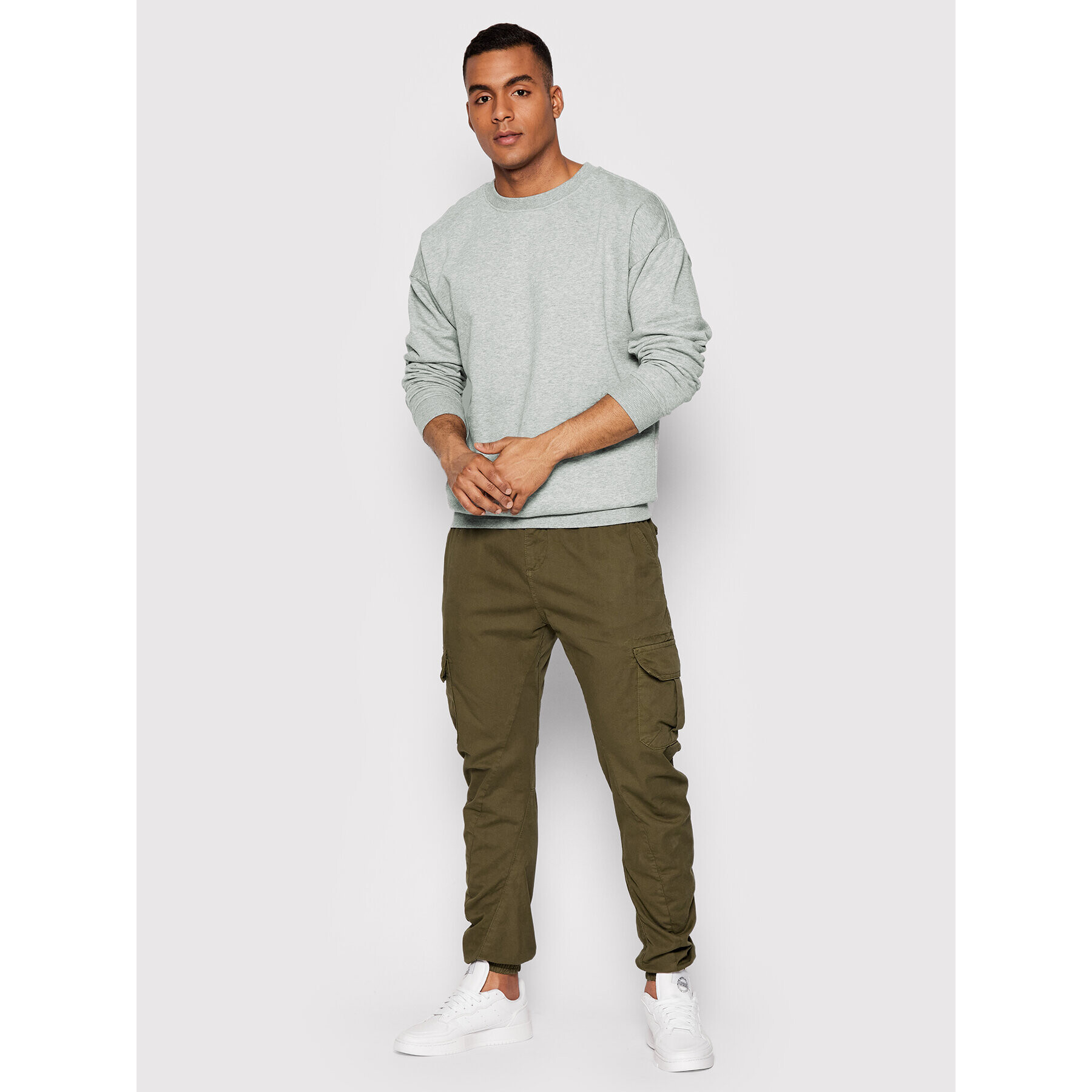 Urban Classics Суитшърт Crewneck TB1591 Сив Regular Fit - Pepit.bg