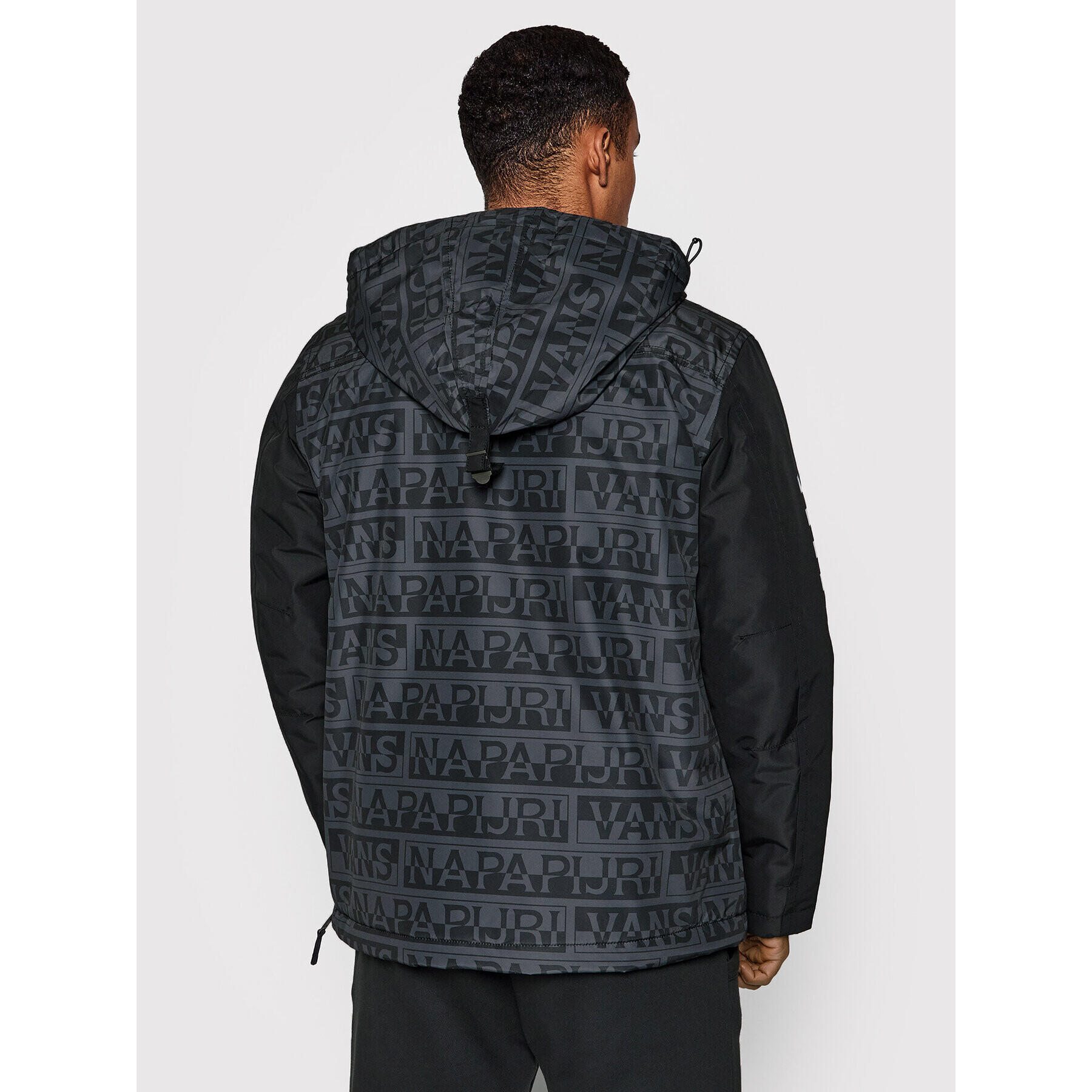 Vans Анорак NAPAPIJRI VN0A53WX Черен Regular Fit - Pepit.bg