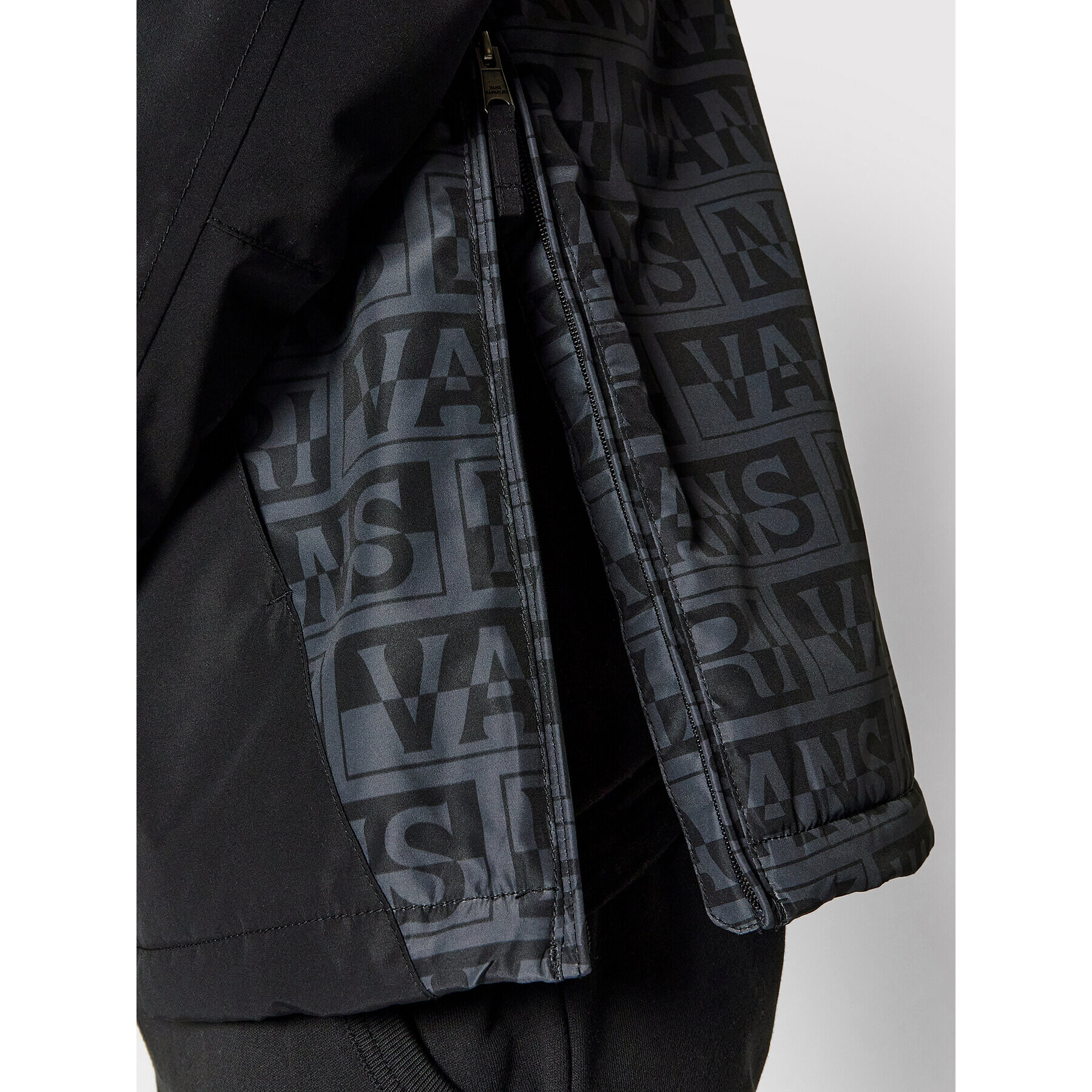 Vans Анорак NAPAPIJRI VN0A53WX Черен Regular Fit - Pepit.bg