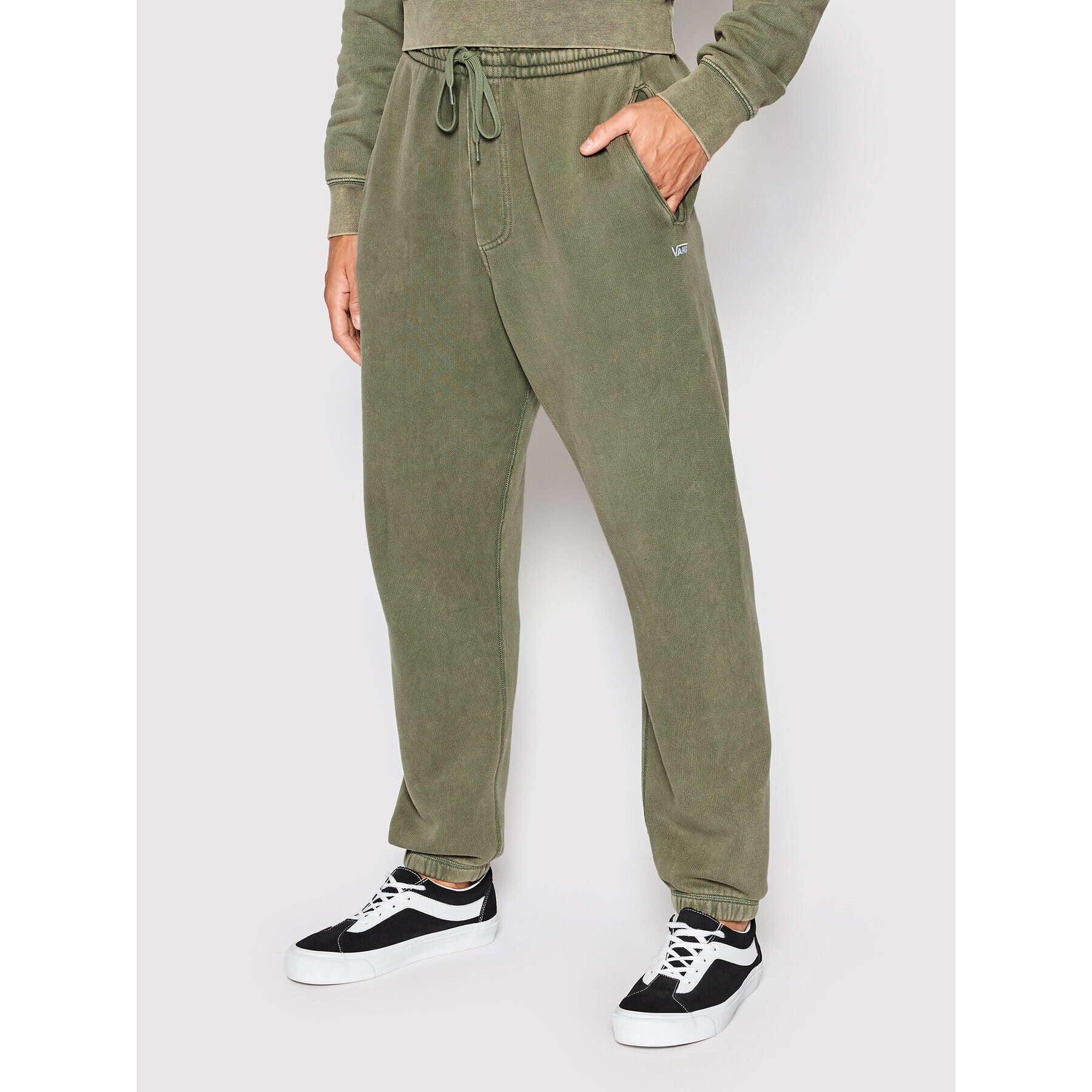 Vans Долнище анцуг ComfyCush Wash VN0A7YCE Зелен Relaxed Fit - Pepit.bg