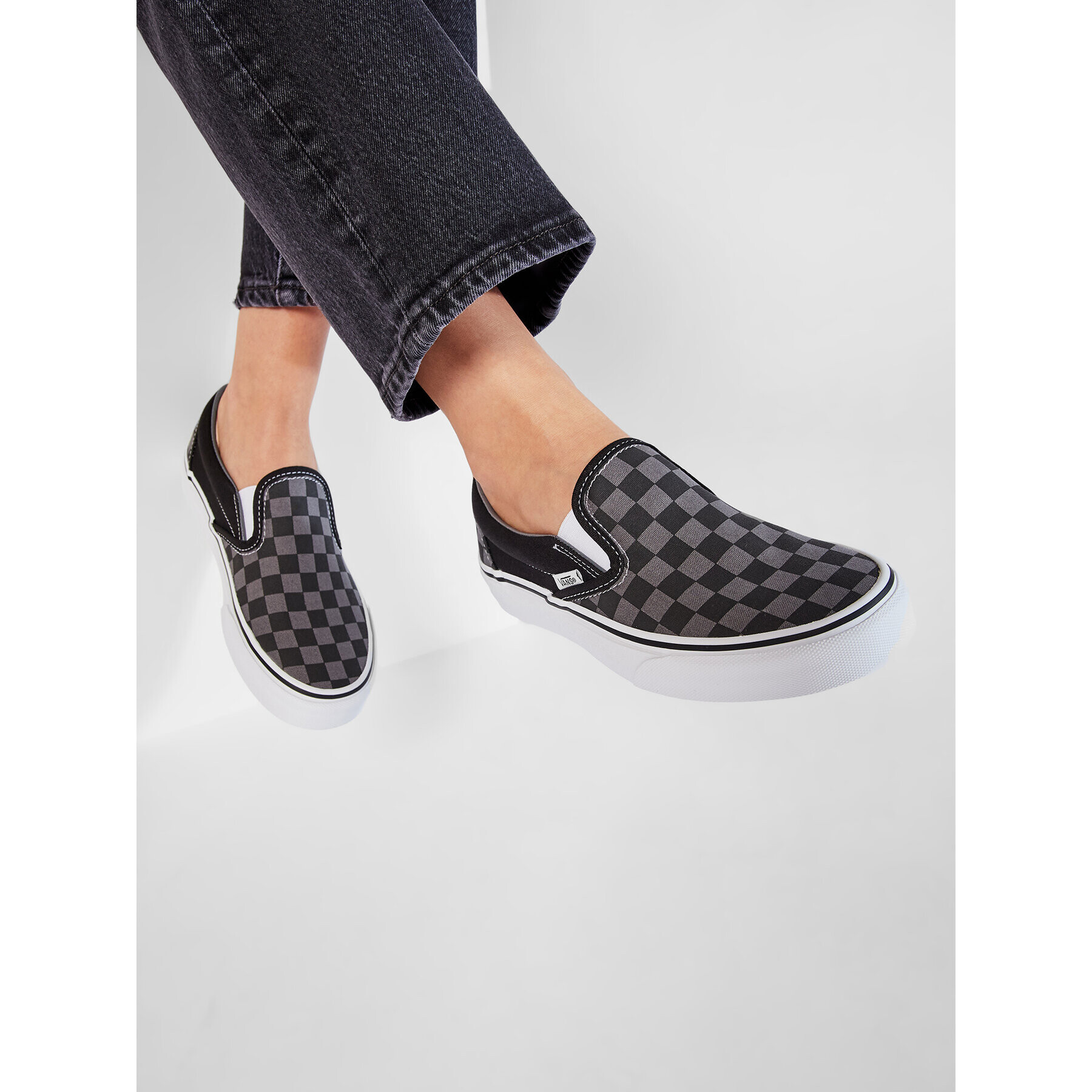 Vans Гуменки Classic Slip-On VN000EYEBPJ Черен - Pepit.bg