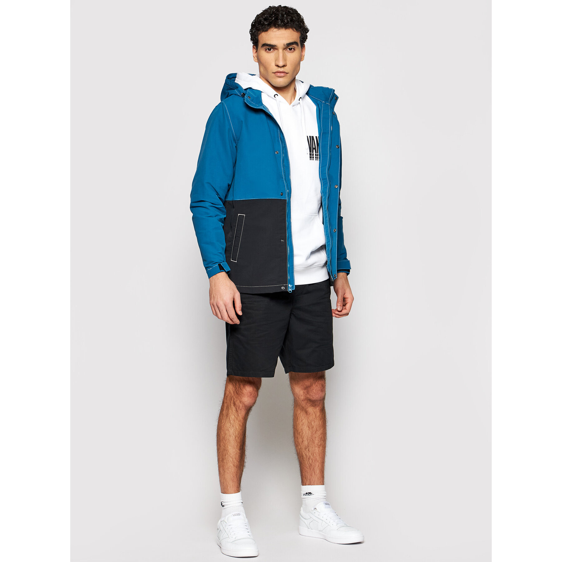 Vans Преходно яке Daleside VN0A54B5 Син Regular Fit - Pepit.bg