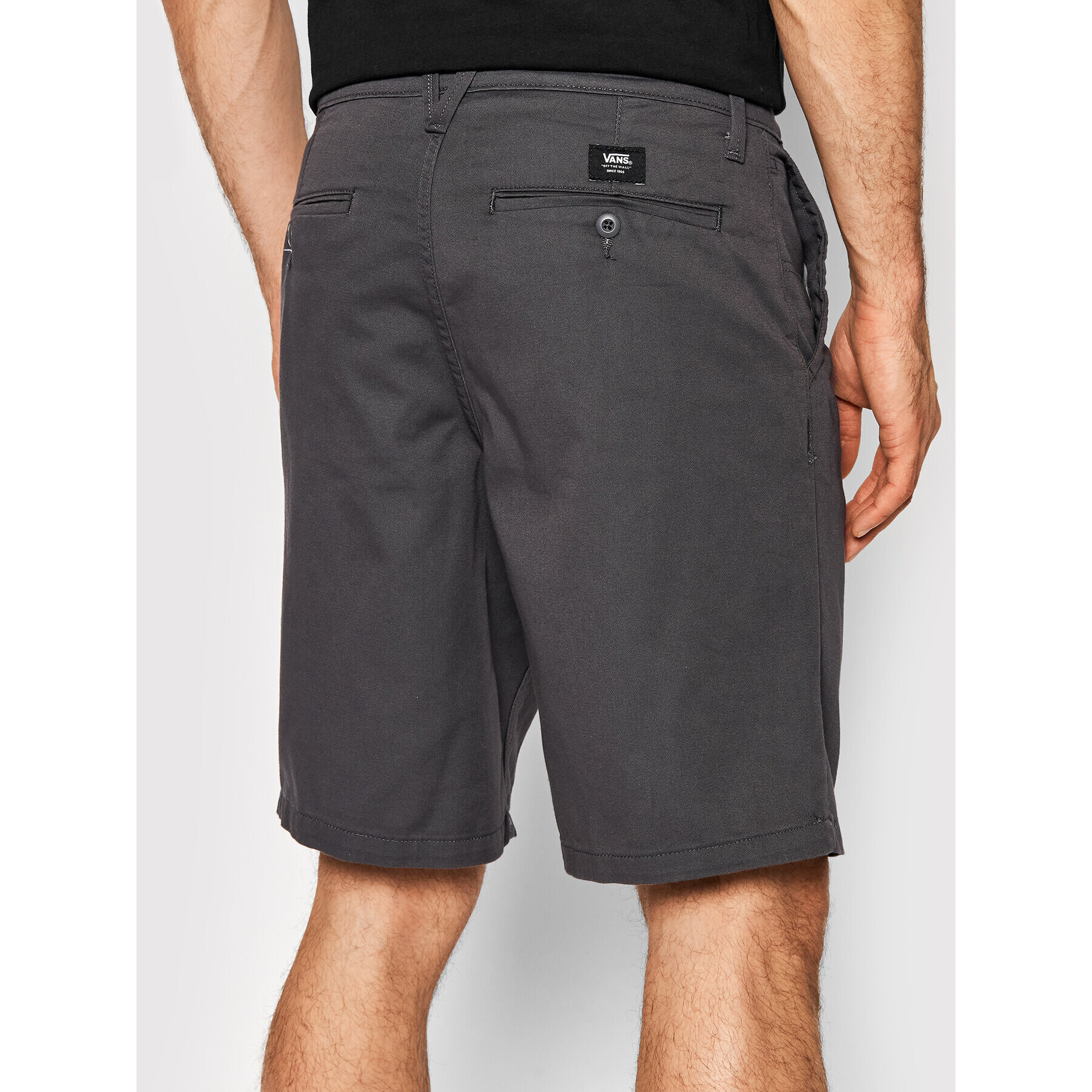 Vans Шорти от плат Authentic Chino VN0A5FJX Сив Relaxed Fit - Pepit.bg