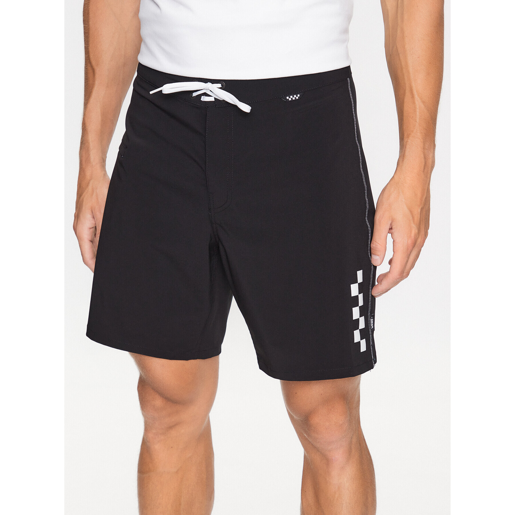 Vans Шорти от плат The Daily Solid VN0007XR Черен Regular Fit - Pepit.bg