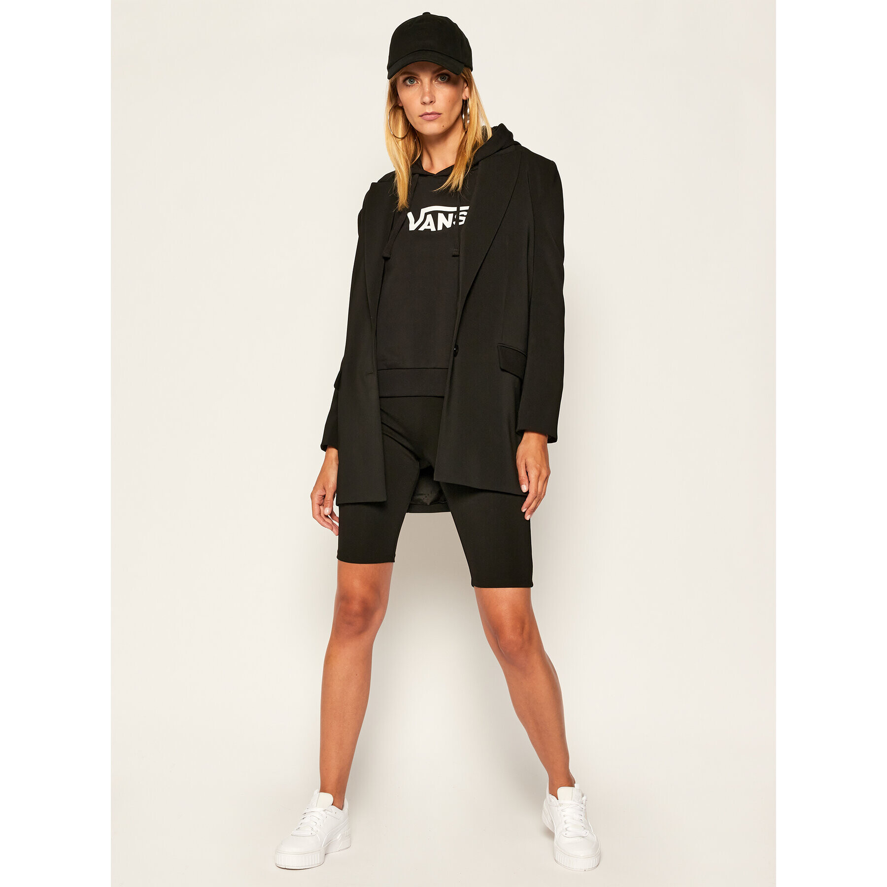 Vans Суитшърт Flying V Ft Roxy VN0A4BG3 Черен Regular Fit - Pepit.bg